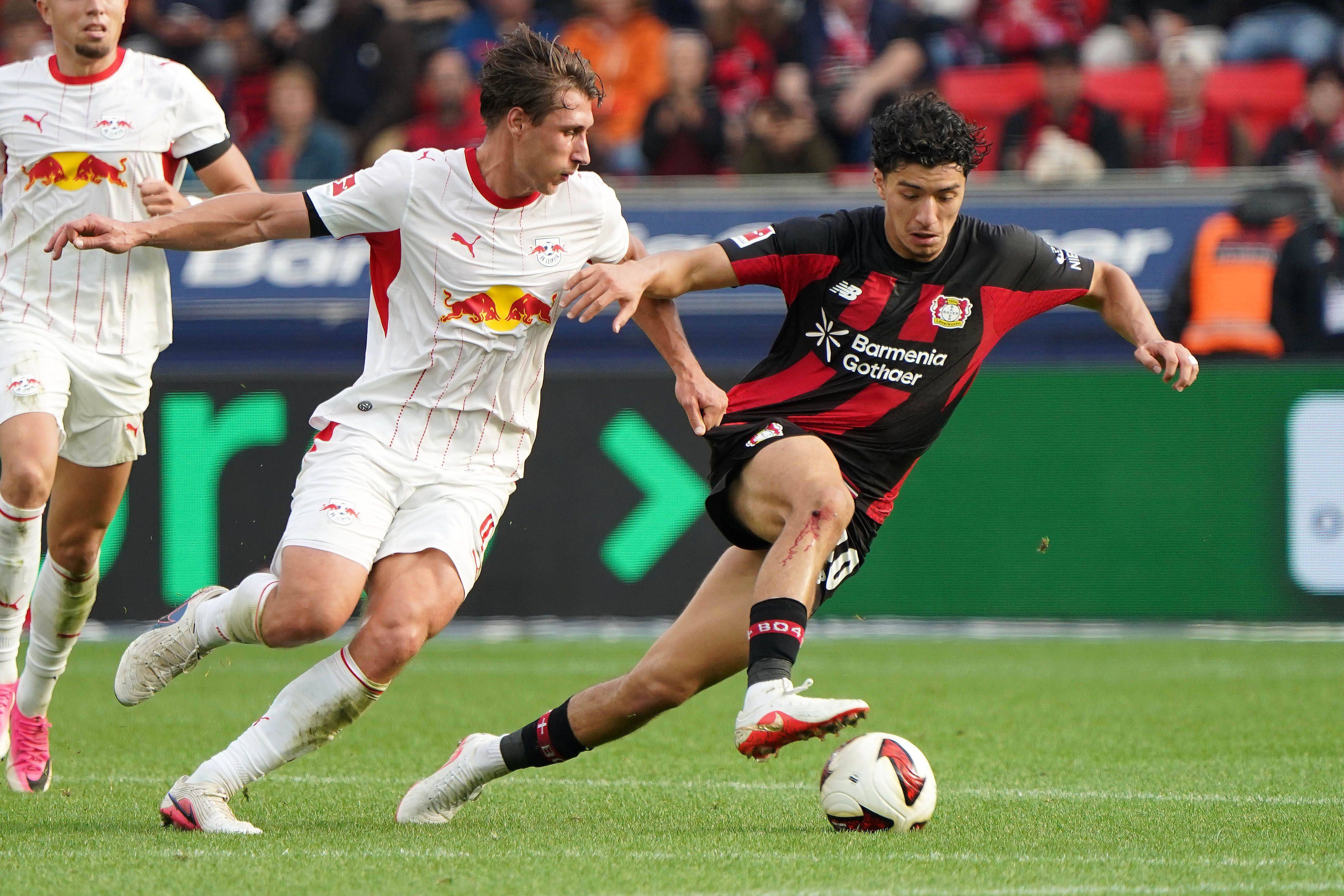 Leverkusen Fussball, 1.BL saison 2026/2027 Bayer 04 Leverkusen vs RB Leipzig, 20.09.2026, Bayarena Leverkusen Willi Orban RB Leipzig,Ungarn, Hungary, HUN , Ibrahim Maza, Bayer 04 Leverkusen *** Leverkusen Soccer, 20262027 Bundesliga Season: Bayer 04 Leverkusen vs. RB Leipzig, September 20, 2026, BayArena, Leverkusen Willi Orban, RB Leipzig, Hungary, HUN Ibrahim Maza, Bayer 04 Leverkusen