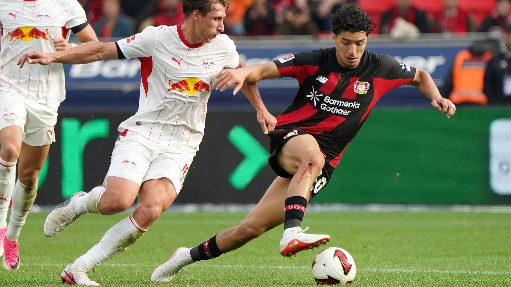 Leverkusen Fussball, 1.BL saison 2026/2027 Bayer 04 Leverkusen vs RB Leipzig, 20.09.2026, Bayarena Leverkusen Willi Orban RB Leipzig,Ungarn, Hungary, HUN , Ibrahim Maza, Bayer 04 Leverkusen *** Leverkusen Soccer, 20262027 Bundesliga Season: Bayer 04 Leverkusen vs. RB Leipzig, September 20, 2026, BayArena, Leverkusen Willi Orban, RB Leipzig, Hungary, HUN Ibrahim Maza, Bayer 04 Leverkusen