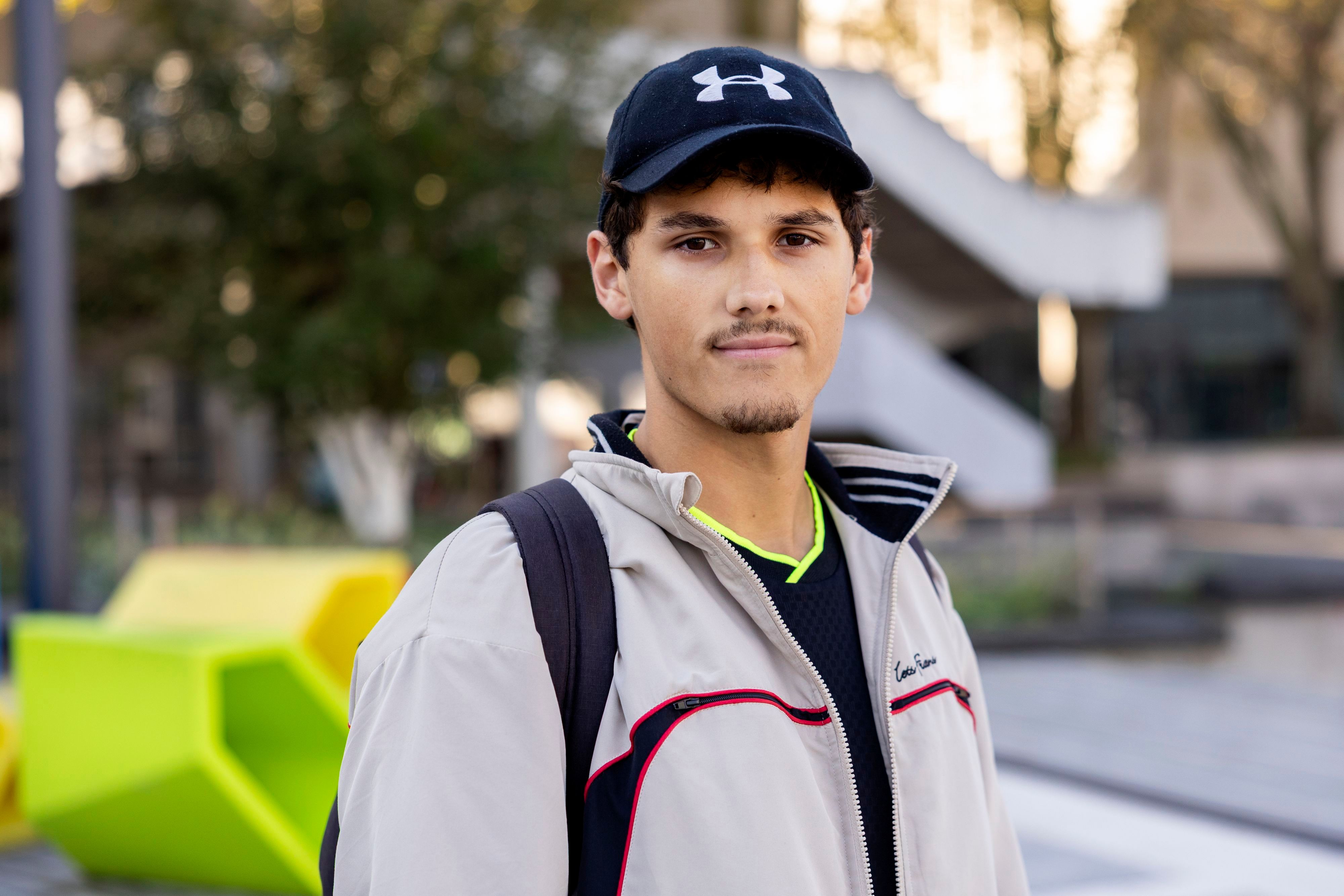 Fabian Raskop, 20 Jahre alt aus Köln, startet dieses Wintersemester Wirtschaft und Spanisch auf Lehramt.