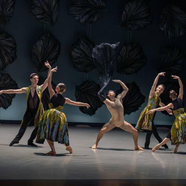 Balletttänzer auf einer Bühne