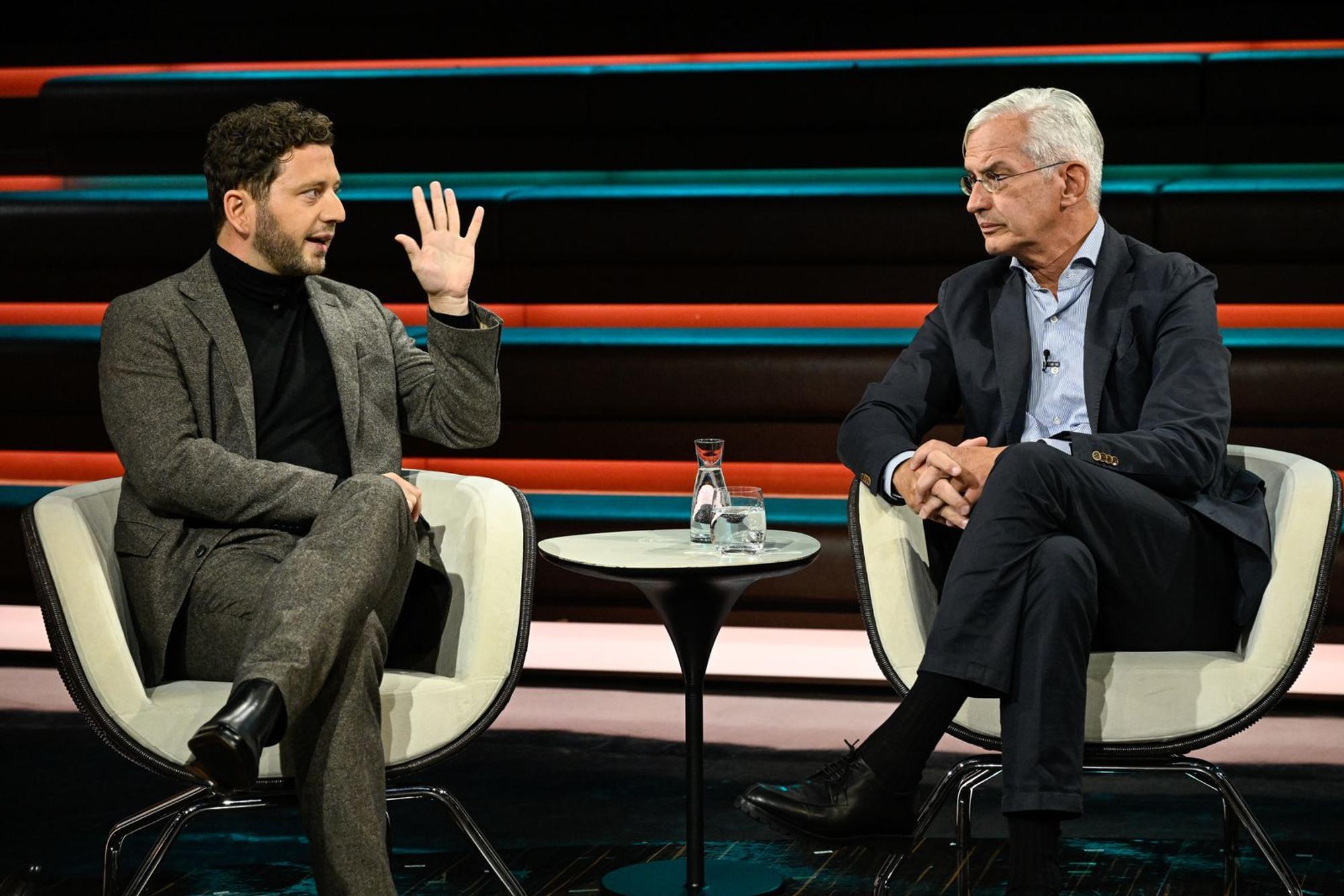 Bei „Markus Lanz“ kam es zum hitzigen Wortgefecht zwischen Grünen-Co-Chef Felix Banaszak und CDU-Politiker Mathias Middelberg. (Bild: ZDF / Markus Hertrich)