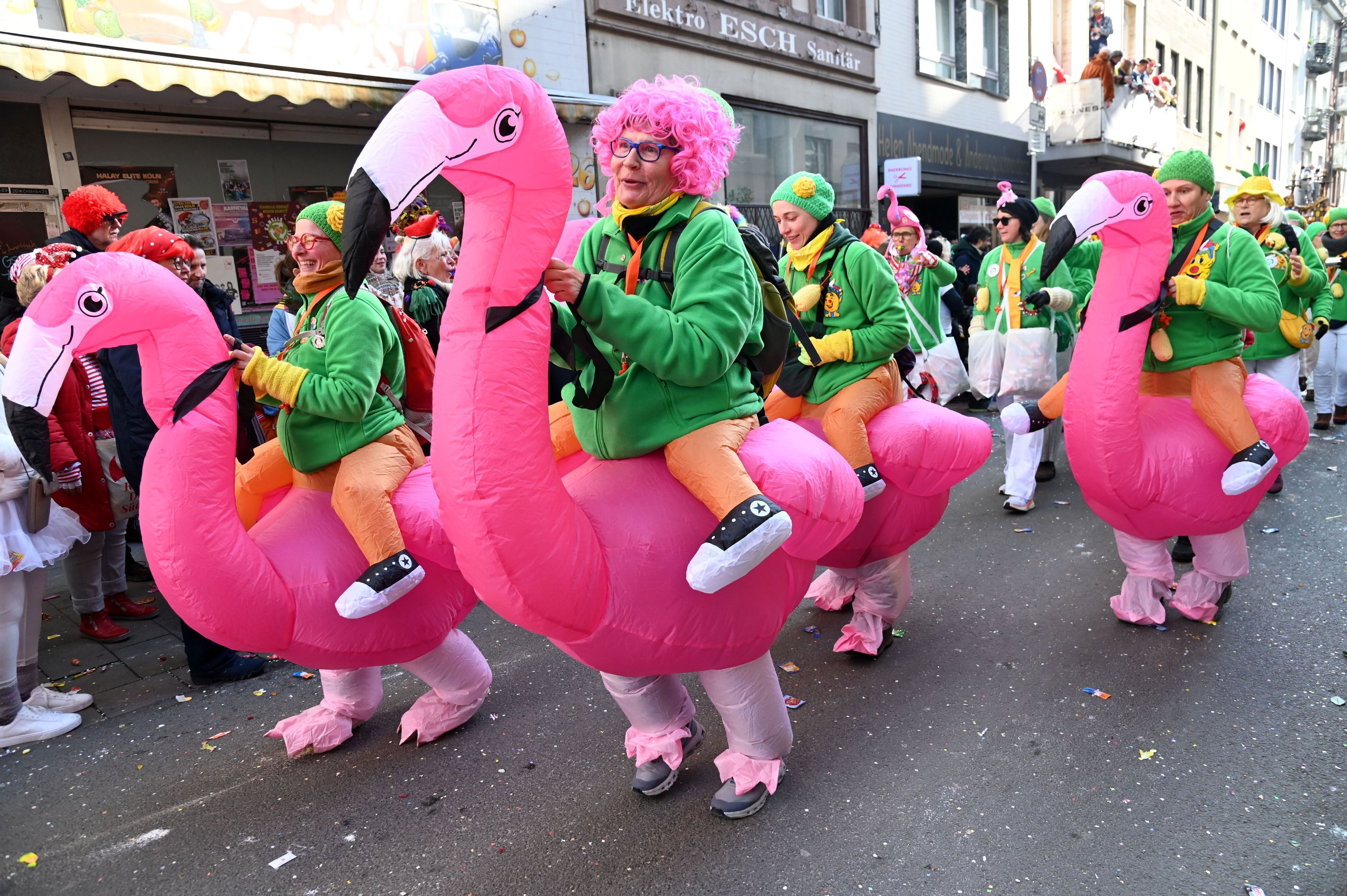 Die Schull- un Veedelszöch sind ein traditioneller Karnevalsumzug im Kölner Karneval.