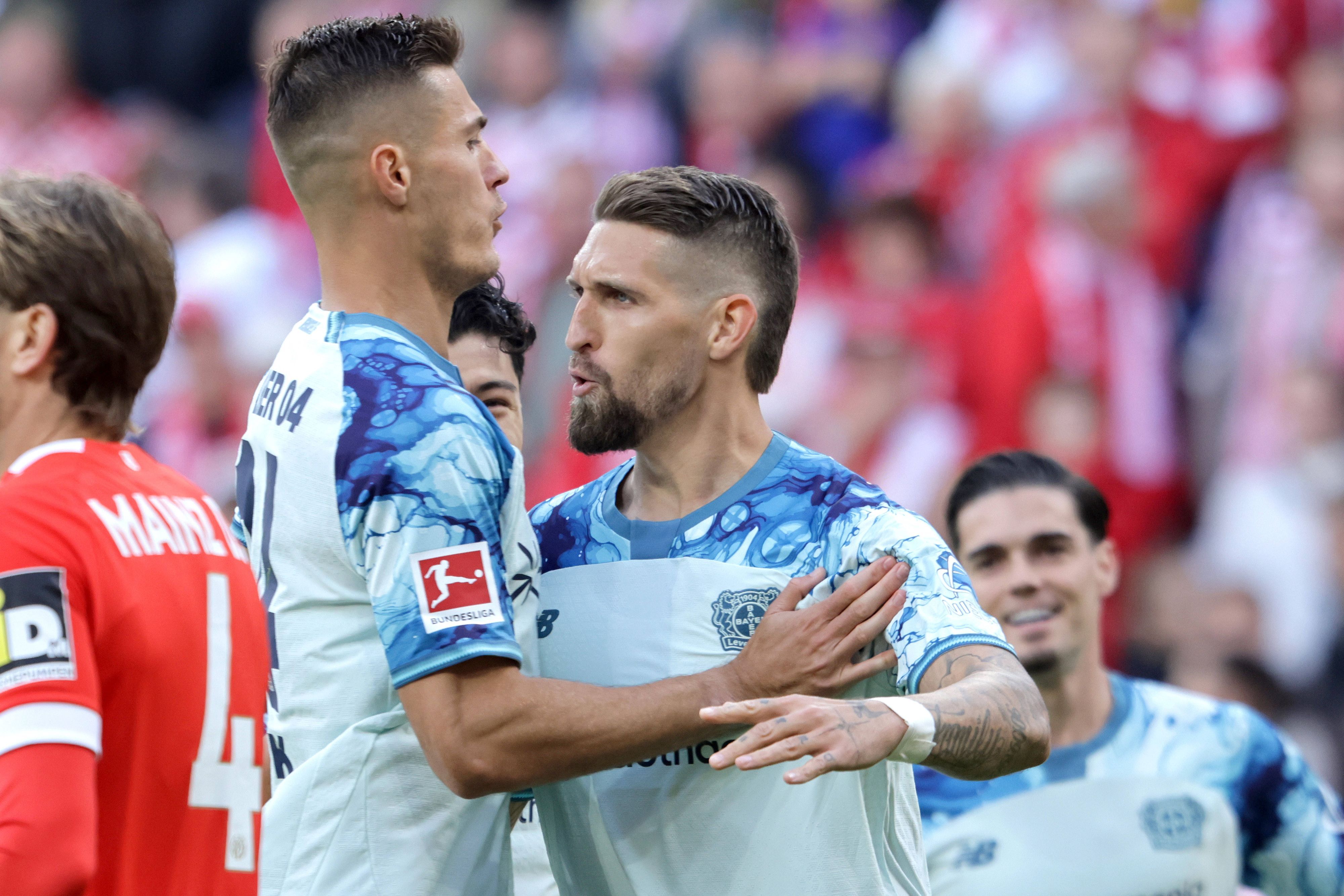 ROBERT ANDRICH, PATRIK SCHICK, Bayer 04 Leverkusen, Bundesliga, 2026-27, Mainz 05 vs Bayer 04 Leverkusen 3-4, 10-06-2026, Esultanza, Celebration, Jubel, Close up BUNDESLIGA 2026-27 MAINZ 05-BAYER 04 LEVERKUSEN 3-4