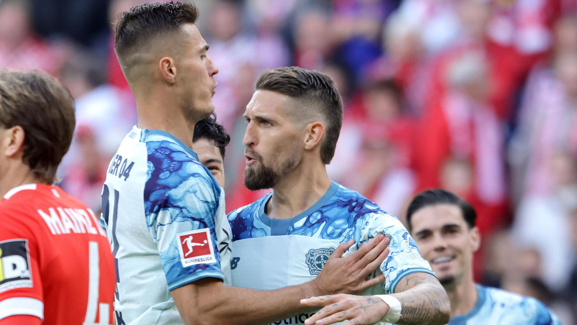 ROBERT ANDRICH, PATRIK SCHICK, Bayer 04 Leverkusen, Bundesliga, 2026-27, Mainz 05 vs Bayer 04 Leverkusen 3-4, 10-06-2026, Esultanza, Celebration, Jubel, Close up BUNDESLIGA 2026-27 MAINZ 05-BAYER 04 LEVERKUSEN 3-4