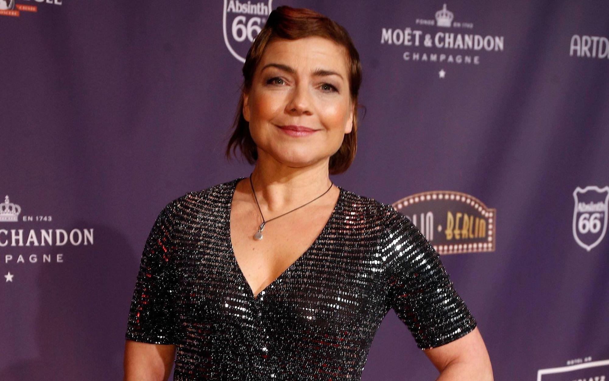 Einen Tag vor ihrem 60. Geburtstag hat Schauspielerin Claudia Schmutzler sich selbst geheiratet. (Bild: IMAGO / Berlinfoto)
