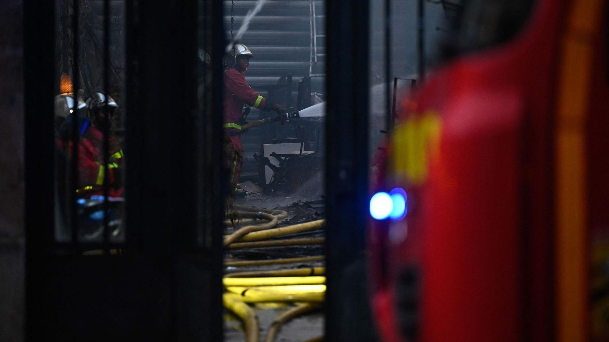 Brand in Markthalle in Paris