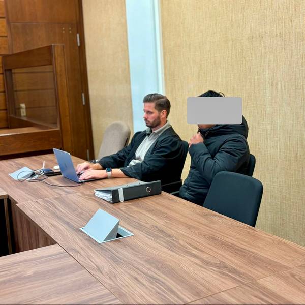Auftaktprozess am sexuellen Missbrauch einer 13-Jährigen