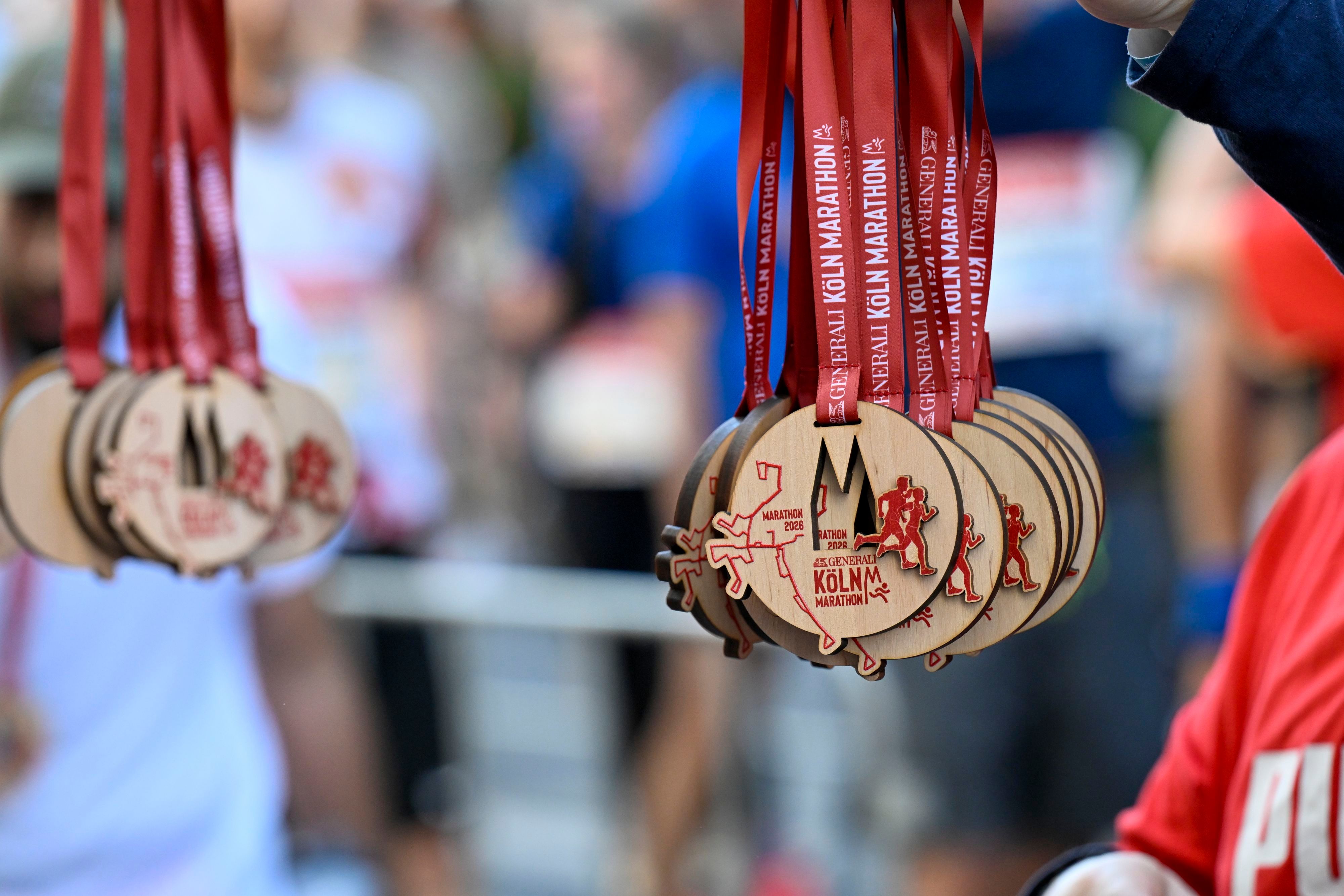 Am 28. Generali Köln Marathon nehmen 41.000 Läuferinnen und Läufer teil.