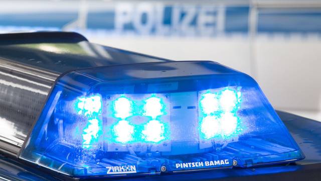 In Köln-Dünnwald ist es am Donnerstag (15. Oktober) zu einem schweren Unfall gekommen. (Symbolbild)