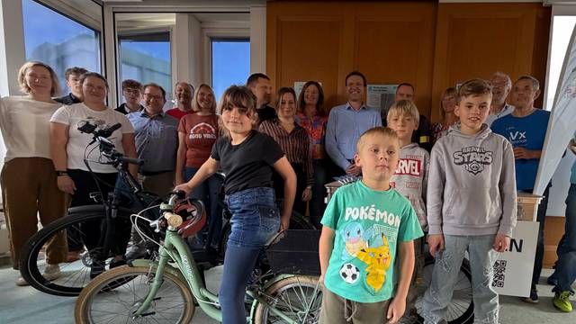 Vor allem die jüngsten Radler, wie Mila auf dem Fahrrad, begeisterten die Stadtverwaltung.