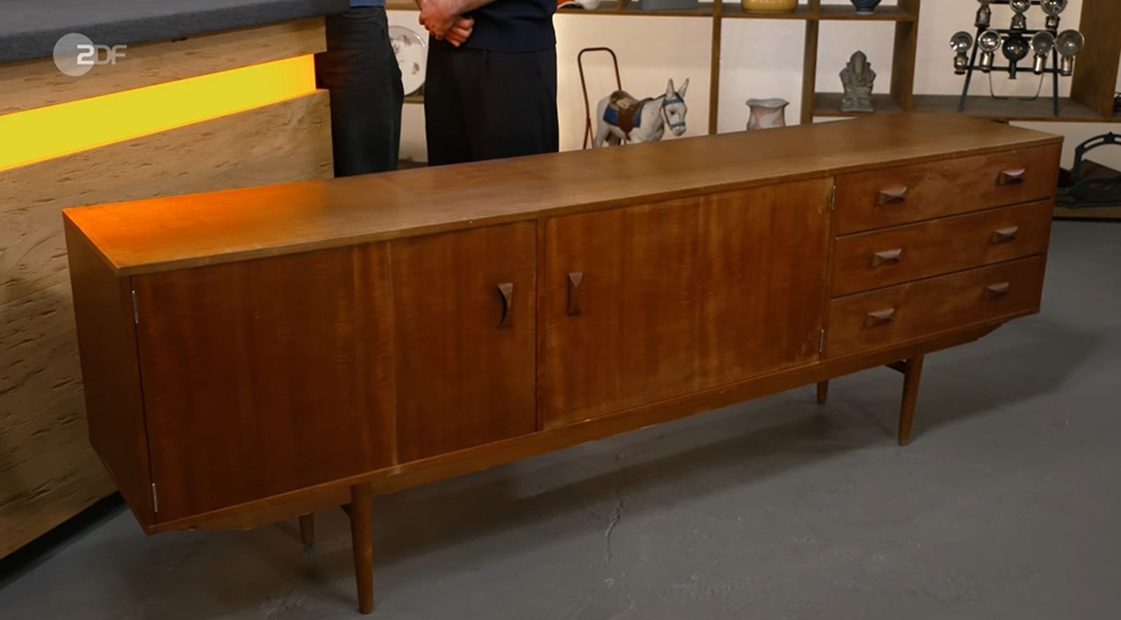 Das Möbelstück wurde in den 1960er- bis 1970er-Jahren hergestellt. (Bild: ZDF)