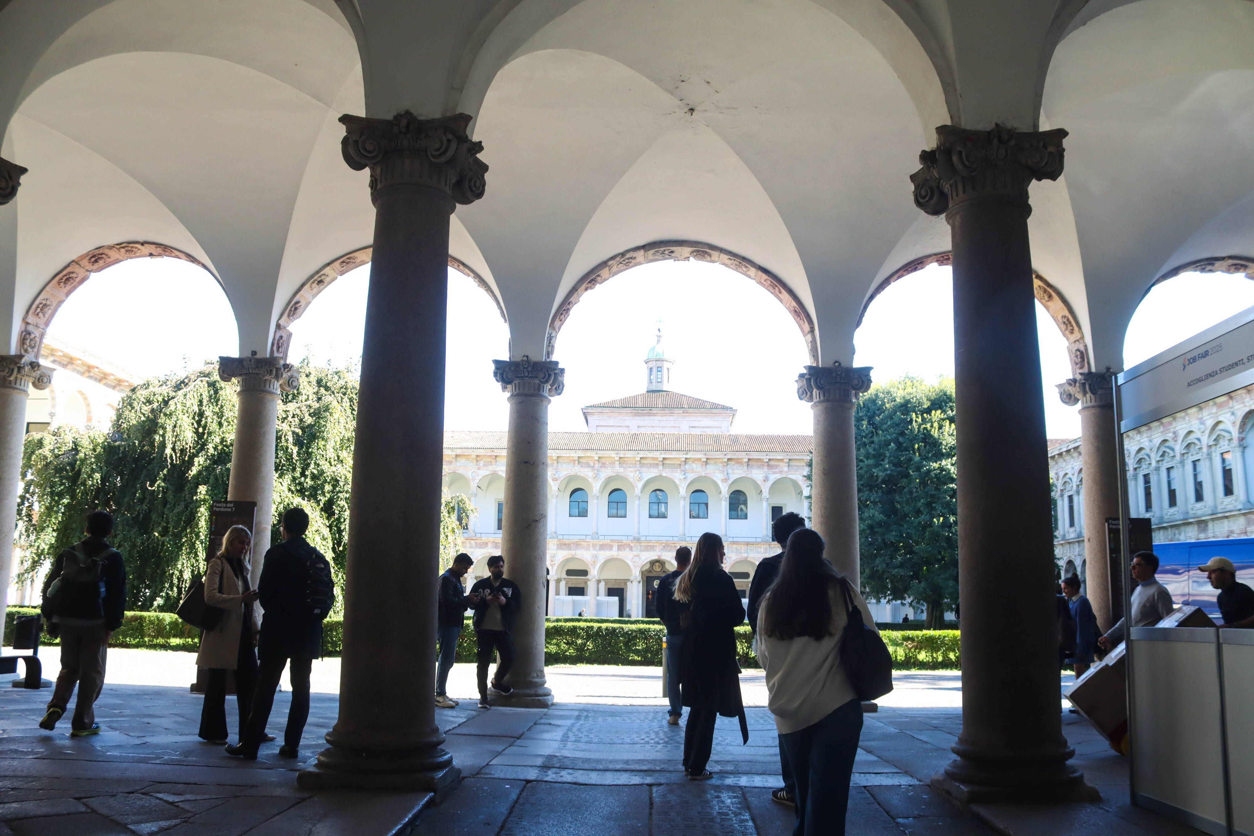 Die Universität Mailand „La Statale“ ist eine der renommiertesten staatlichen Universitäten Italiens. (Archivbild) Eine deutsche Erasmus-Studentin berichtet den Carabinieri, von zwei Männern vergewaltigt worden zu sein.