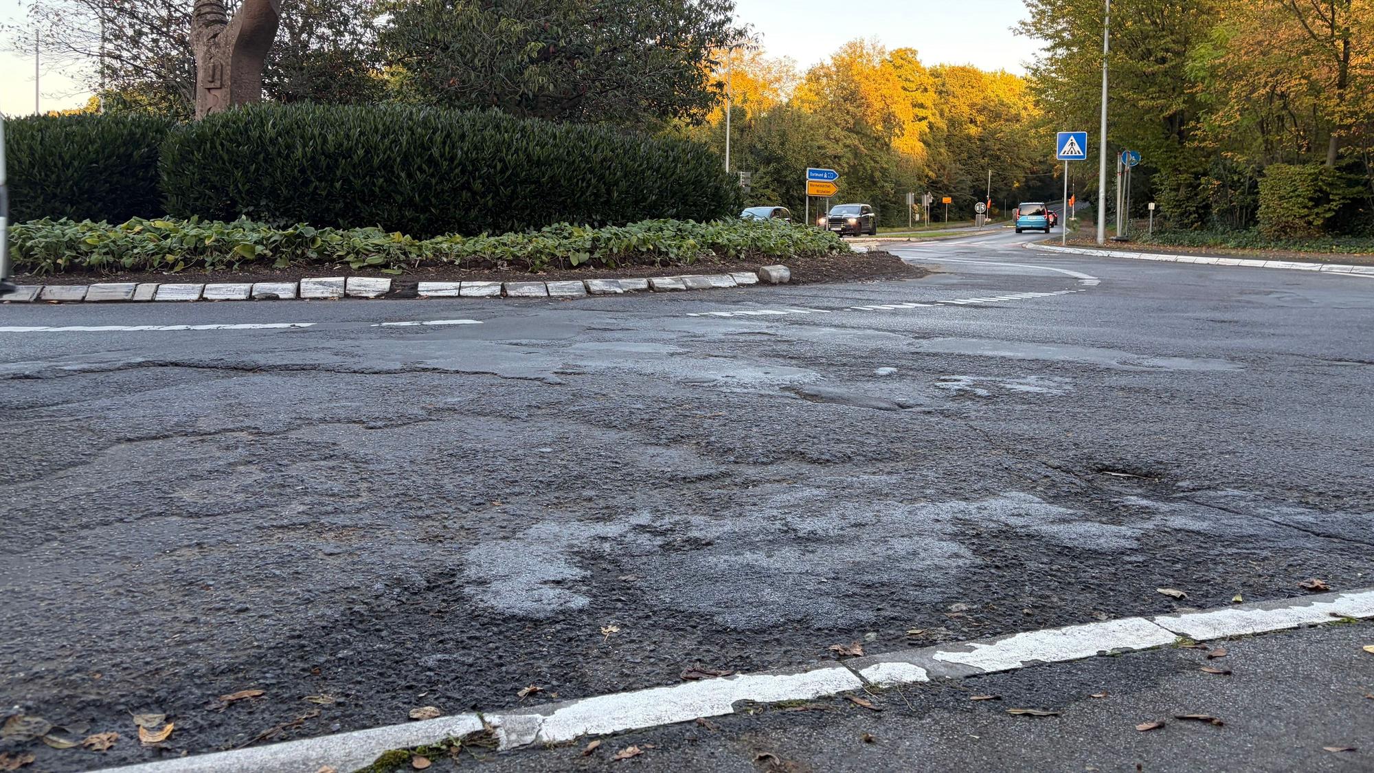 Der Kreisverkehr Germaniabad wird saniert.