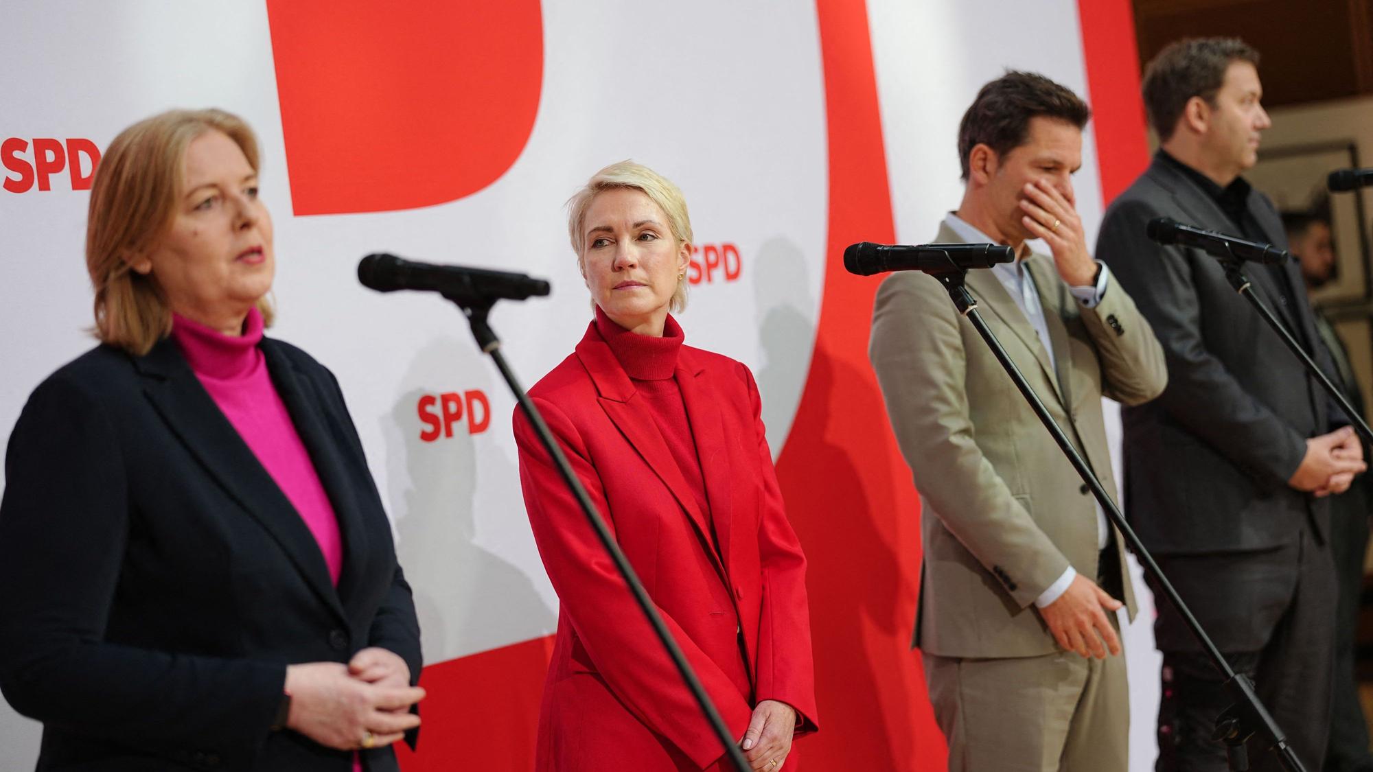 Folgt Manuela Schwesig (M.) auf Bärbel Bas (l.) an der SPD-Spitze? Rechts Berlins Spitzenkandidat Steffen Krach und der SPD-Co-Vorsitzende Lars Klingbeil.