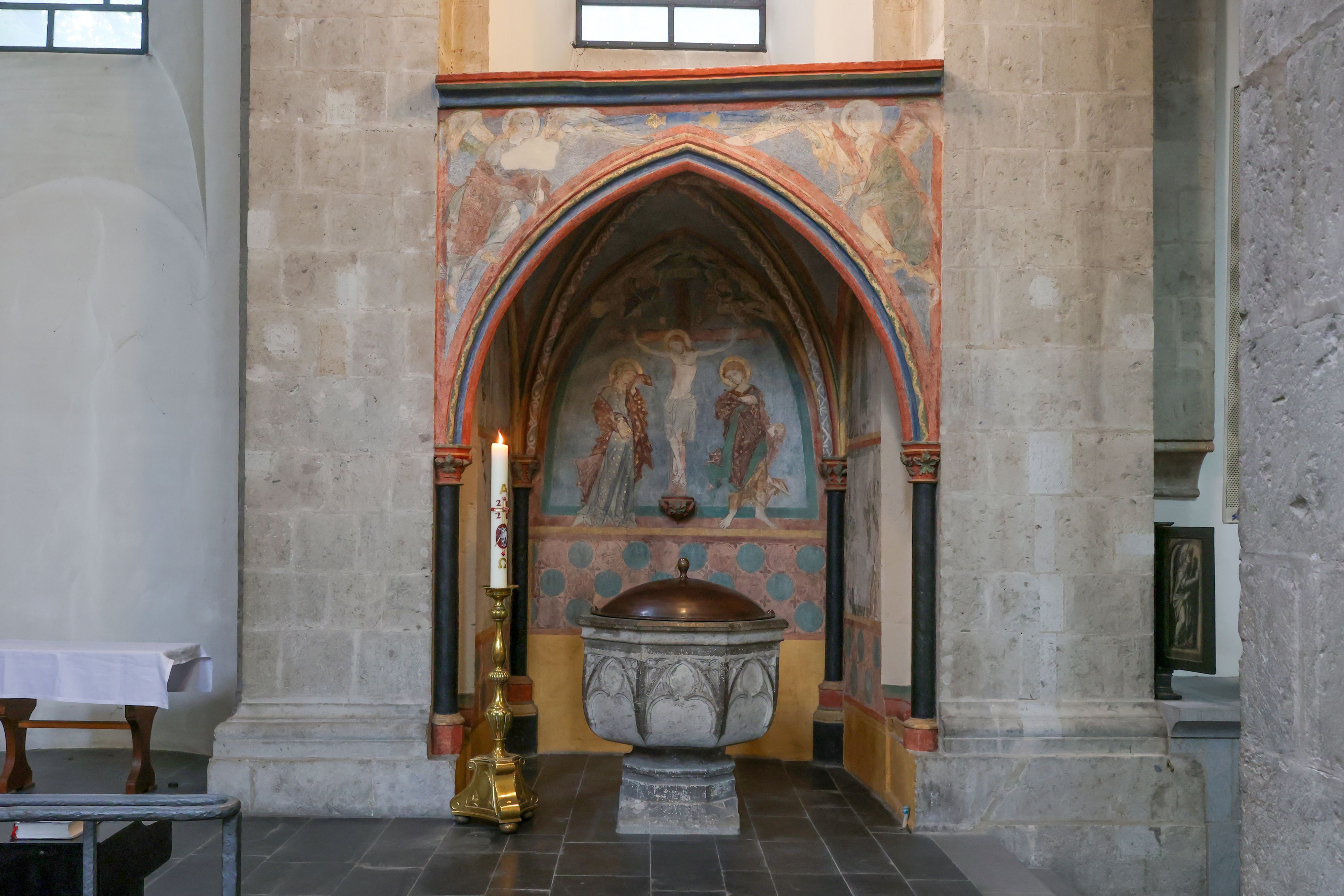 Die Taufkapelle in St. Kunibert in der Gesamtansicht.
