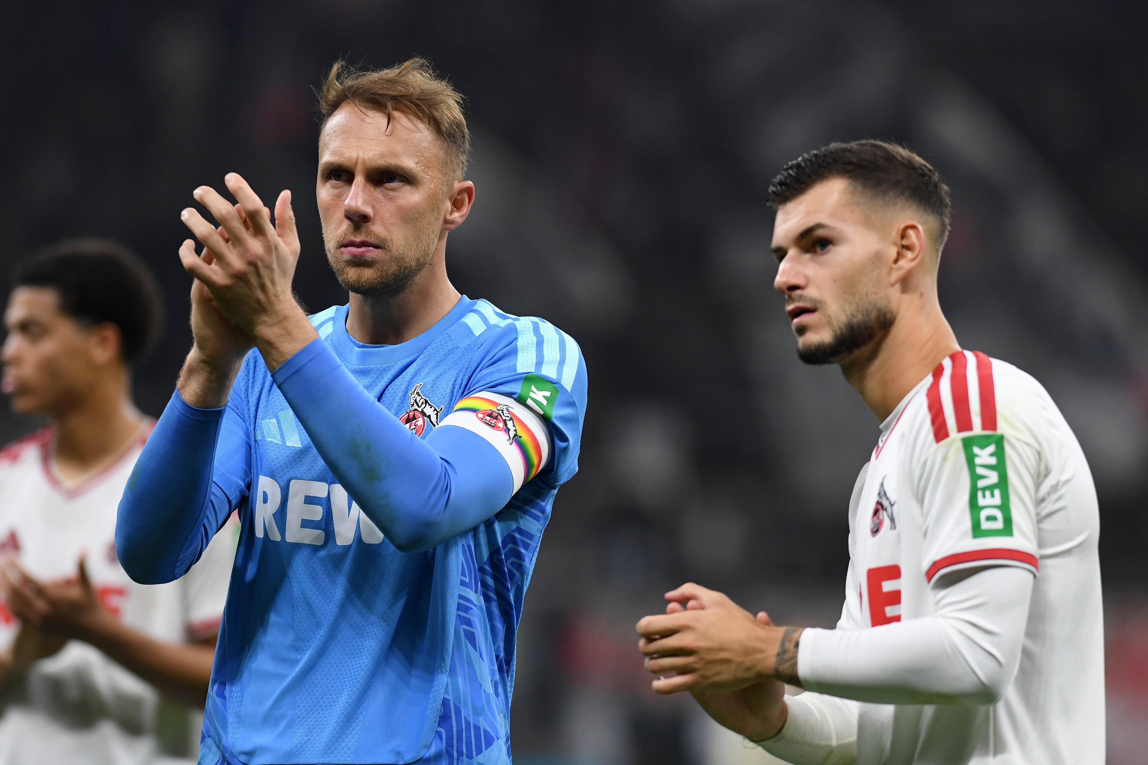 Enttäuschung bei Marvin Schwäbe und Tom Krauß nach dem 0:1 in Frankfurt.