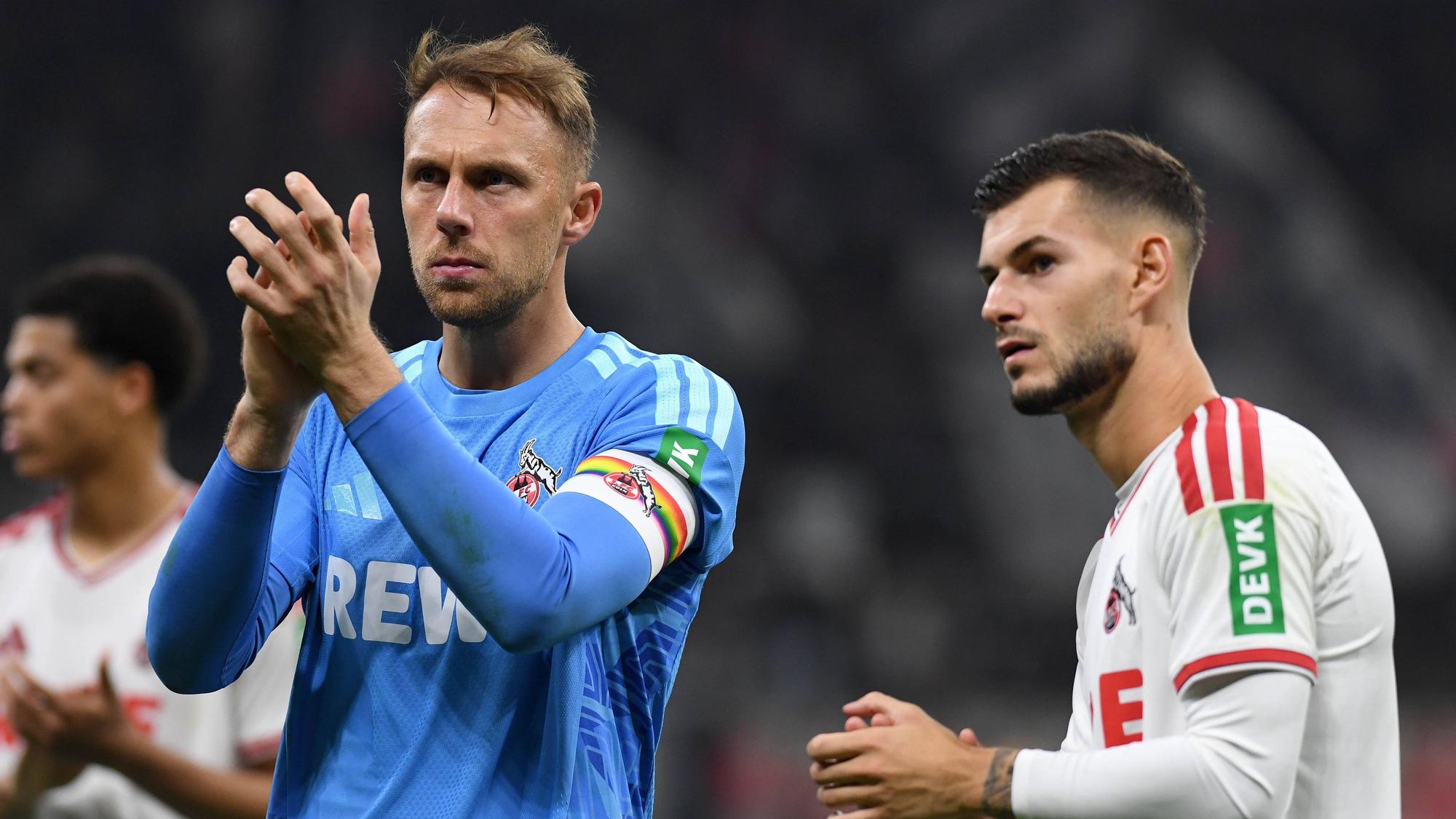Enttäuschung bei Marvin Schwäbe und Tom Krauß nach dem 0:1 in Frankfurt.