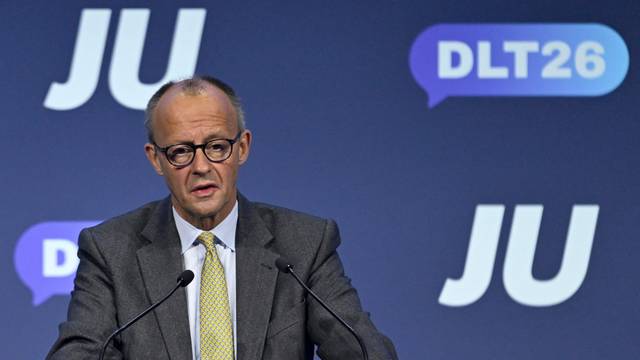 Beim JU-Deutschlandtag verspricht Friedrich Merz eine Rentenreform ohne Abstriche.