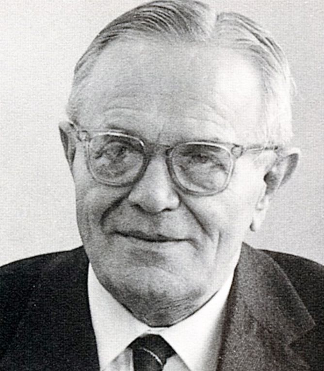 Dr. Reinhold Heinen