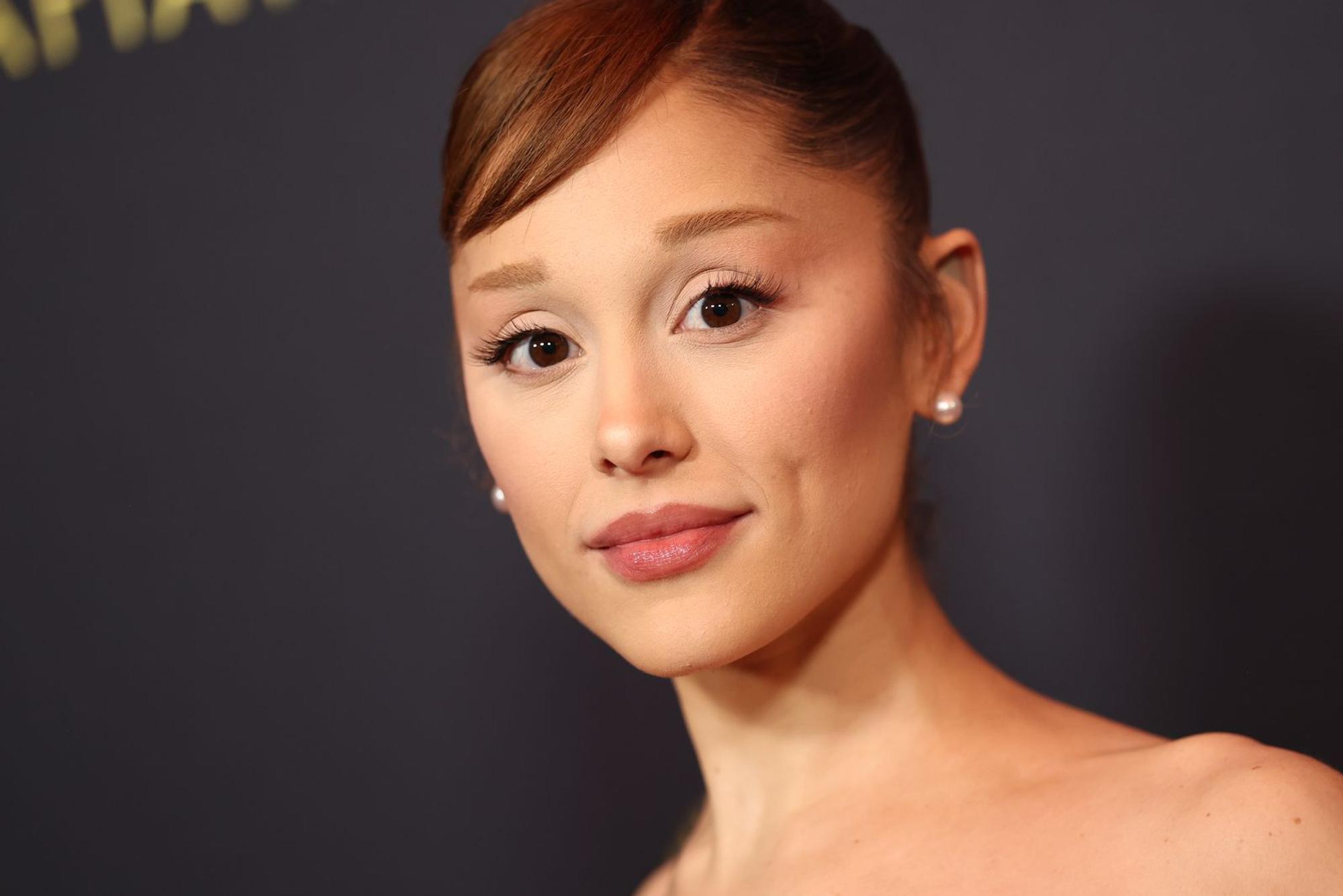 Sängerin Ariana Grande trauert um ihre Hündin Coco. (Bild: 2026 Getty Images/Monica Schipper)
