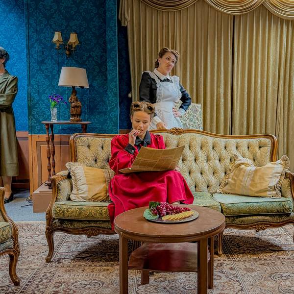 „Ein Mord wird angekündigt“ heißt das Stück, das die Volksbühne Bergisch Neukirchen am Samstagabend im Kulturforum aufführt