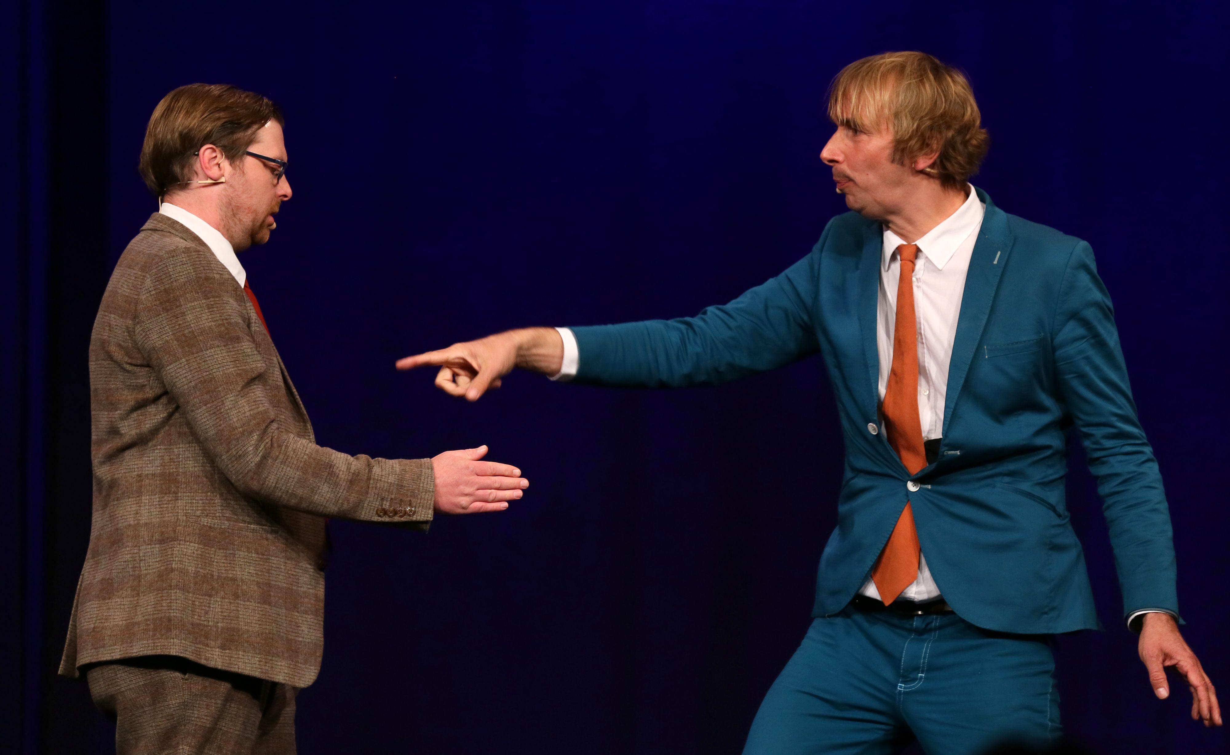 Comedians Sven Hussock und Arthur Senkrecht bei einem Auftritt beim Comedy-Festival. (Archivbild)