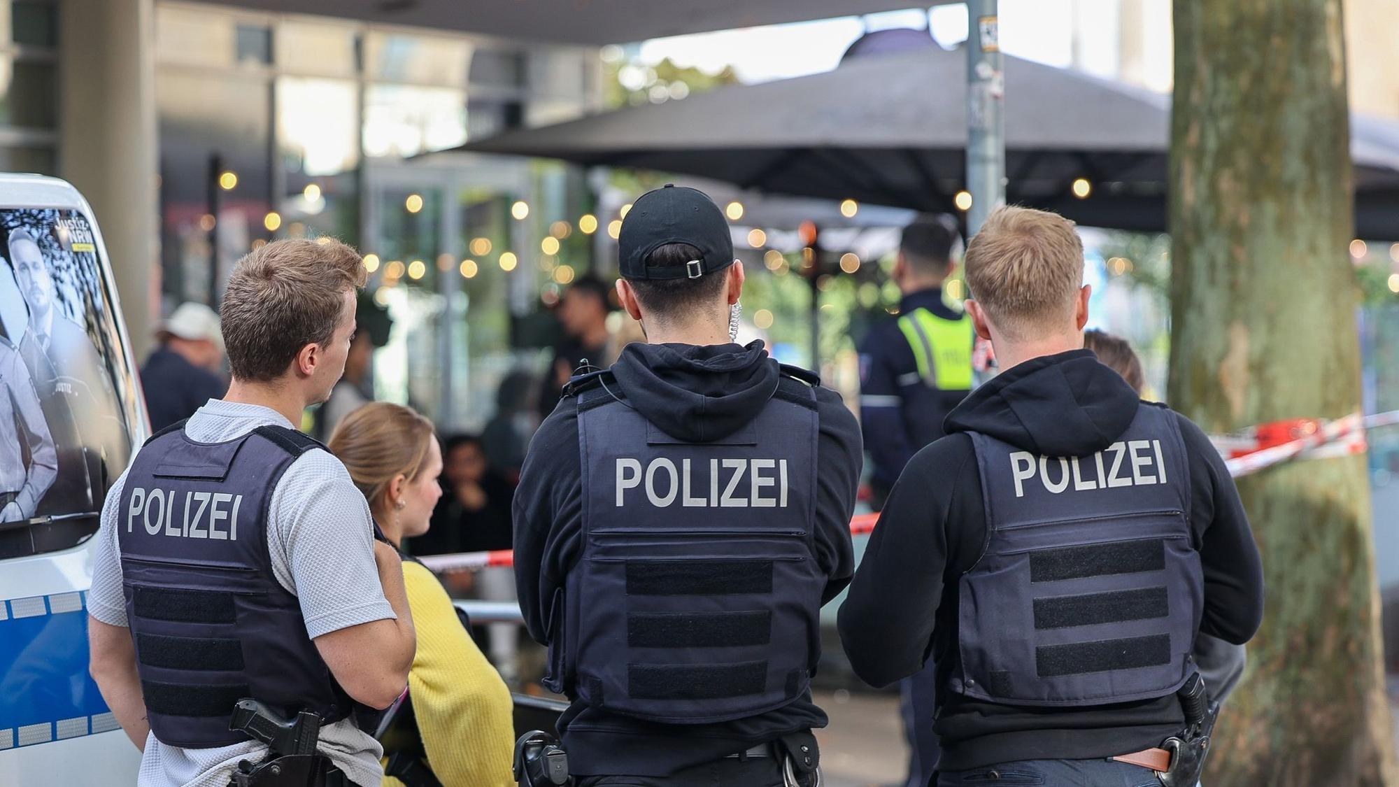 Zwei Männer verhelfen Häftling zur Flucht