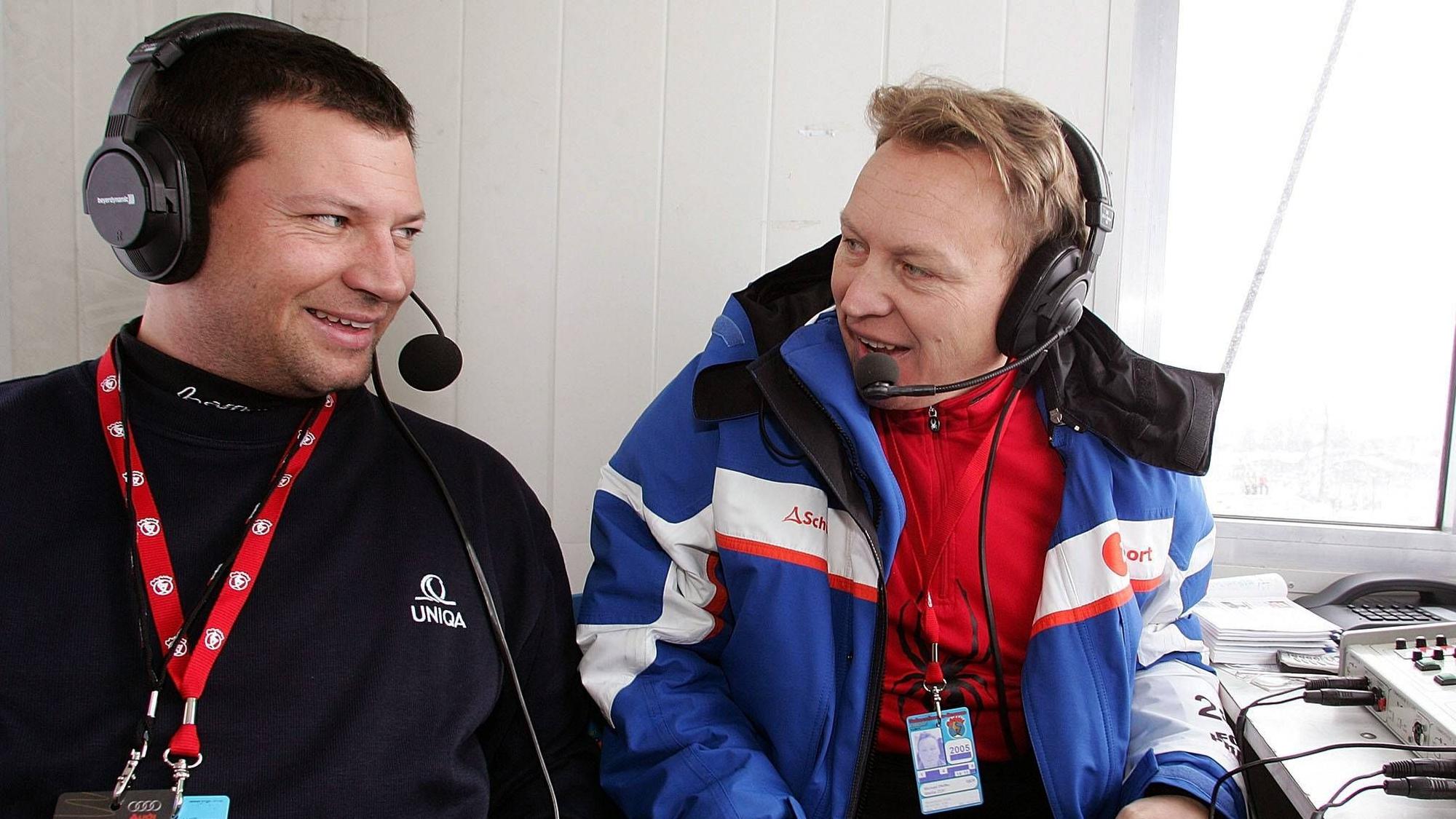 Michael Pfeffer (r.) mit Ski-Experte Stephan Eberharter beim alpinen Ski-Weltcup 2004/05 in Kitzbühel.