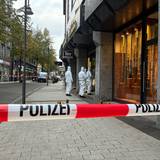Ein Absperrband der Polizei in Köln.