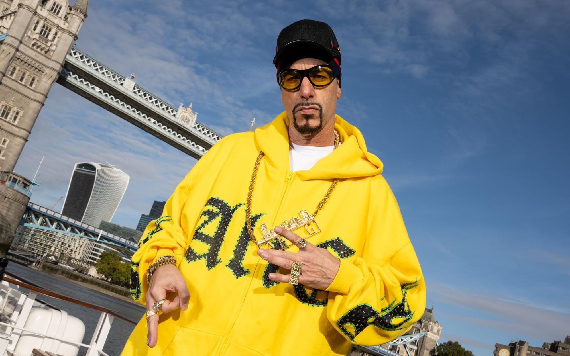 Sacha Baron Cohens neuer Film „Ali G: Who Iz I?“ löste schon vor dem Kinostart am 22. Oktober manche Kontroverse aus. (Bild: 2026 Getty Images/Jeff Spicer)