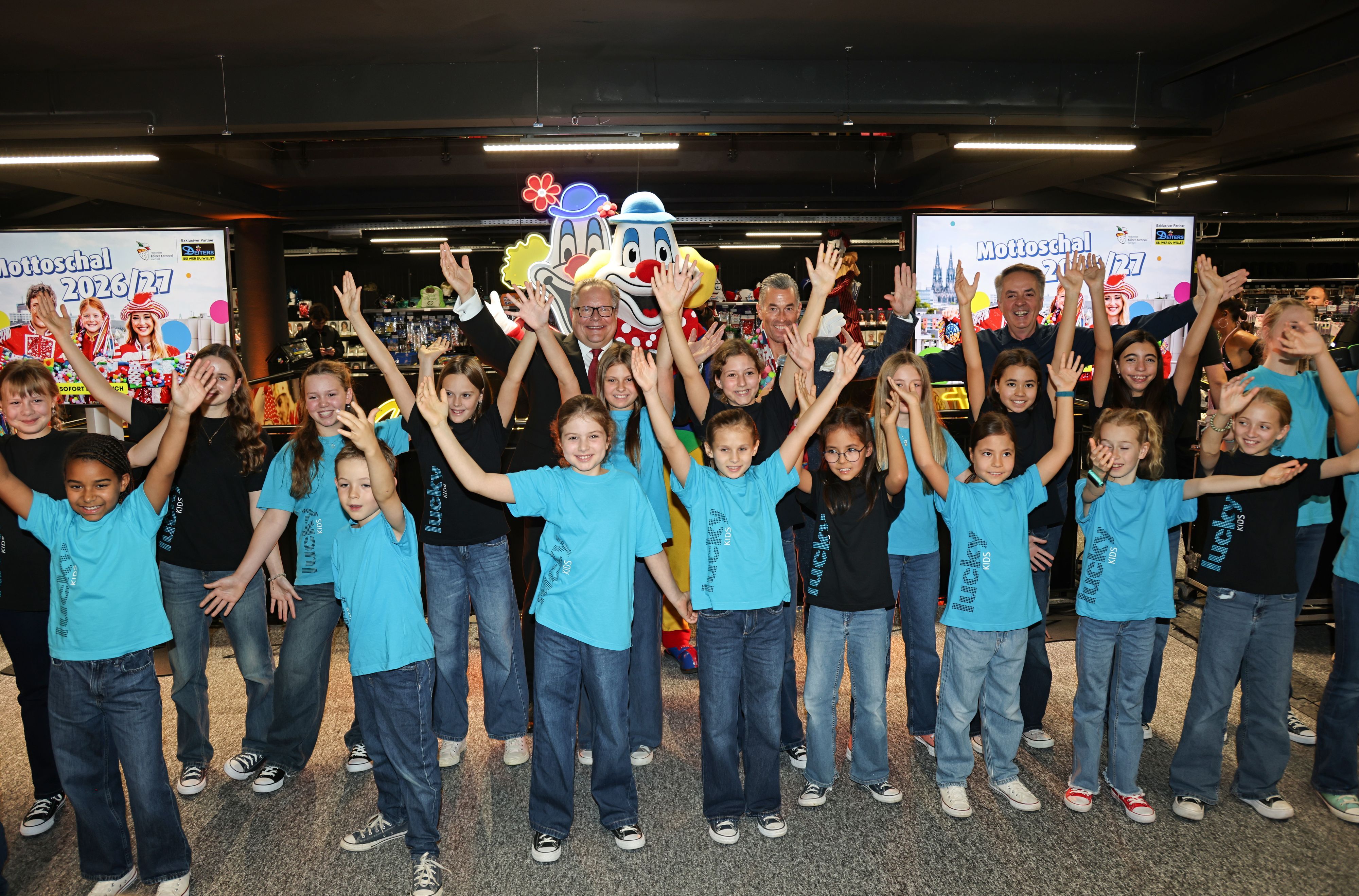 Die Lucky Kids beim Auftritt.