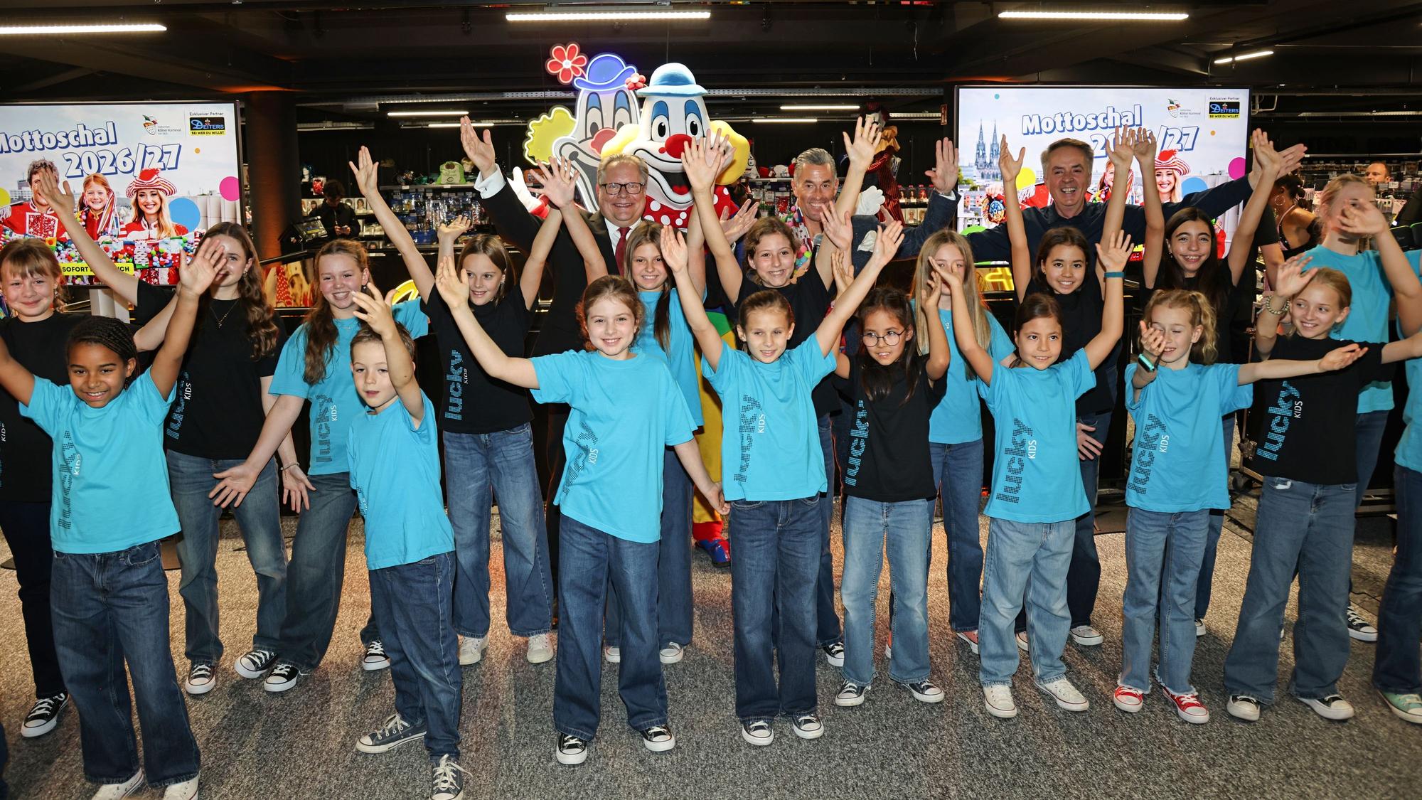 Die Lucky Kids beim Auftritt.