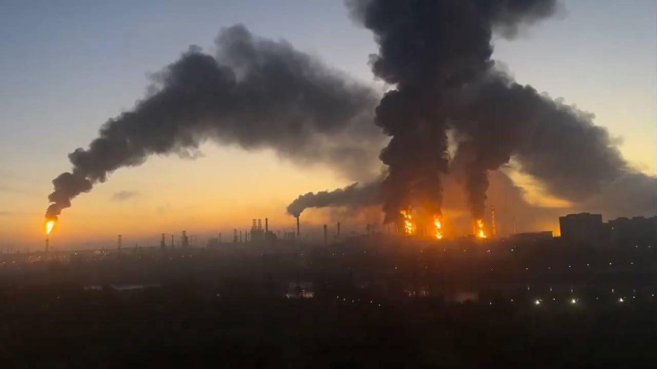 Die ukrainischen Streitkräfte haben bereits mehrfach Ziele in Moskau angegriffen. Die Aufnahme zeigt Rauchsäulen nach Angriffen Ende September. Am Freitag wurde erneut ein Angriff auf Moskau gemeldet. (Archivbild)