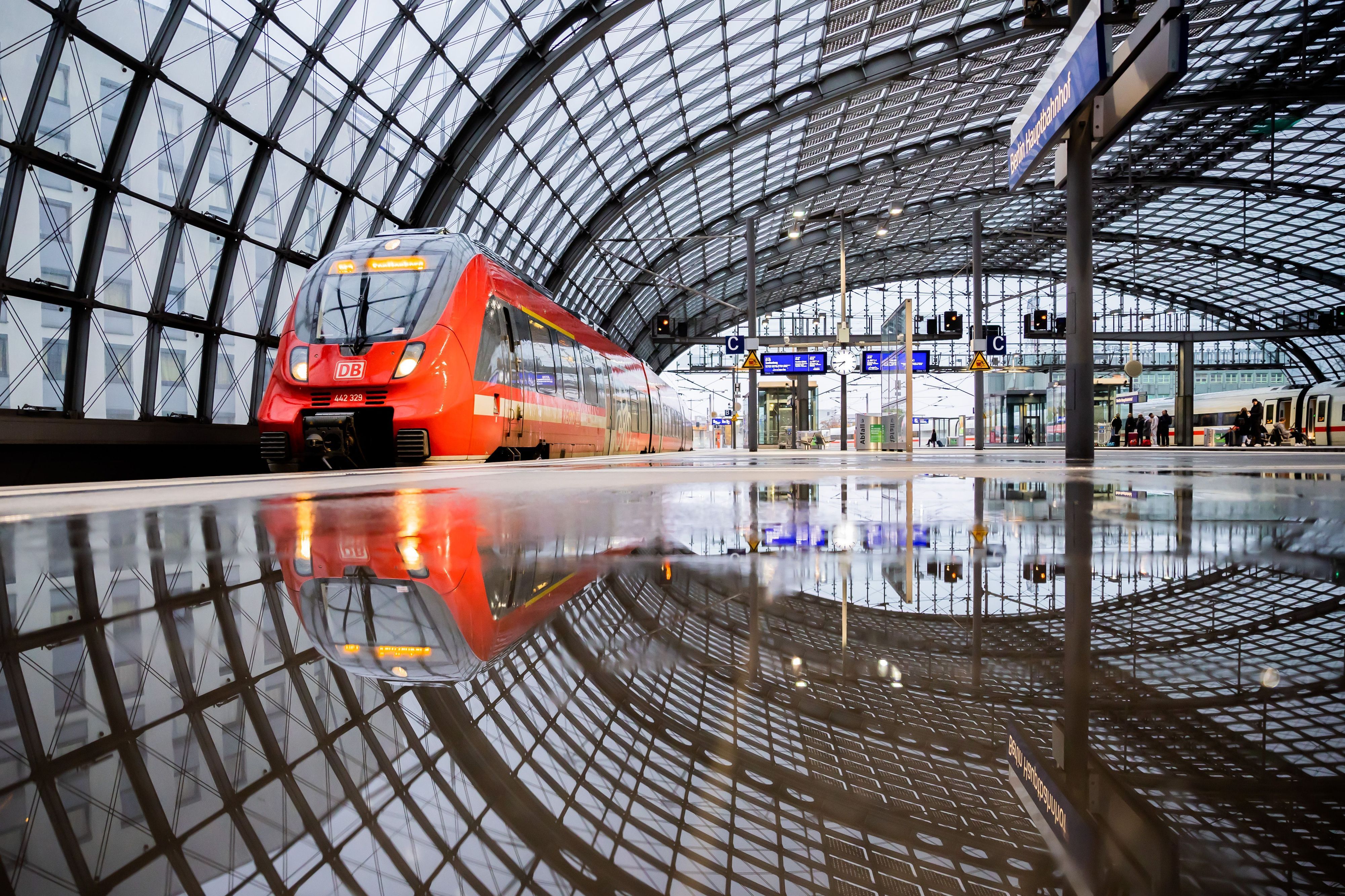Unterwegs mit dem Regio: Kommt das Deutschlandticket für Gelegenheitsfahrer?
