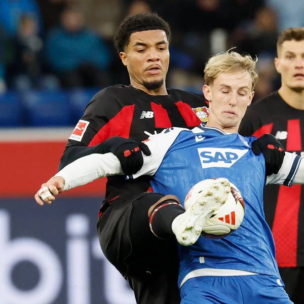 v.l.n.r.: Malik Tillman Bayer 04 Leverkusen und Max Moerstedt TSG Hoffenheim, im Bundesliga-Spiel zwischen der TSG 1899 Hoffenheim und Bayer 04 Leverkusen in der PreZero Arena, Sinsheim, Deutschland, am 25. Oktober 2026. in action during the Bundesliga match between TSG 1899 Hoffenheim and Bayer 04 Leverkusen at the PreZero Arena, Sinsheim, Germany, on October 25, 2026. DFB/DFL REGULATIONS PROHIBIT ANY USE OF PHOTOGRAPHS AS IMAGE SEQUENCES AND/OR QUASI-VIDEO, *** From left to right: Malik Tillman of Bayer 04 Leverkusen and Max Moerstedt of TSG Hoffenheim, during the Bundesliga match between TSG 1899 Hoffenheim and Bayer 04 Leverkusen at the PreZero Arena, Sinsheim, Germany, on October 25, 2026, in action during the Bundesliga match between TSG 1899 Hoffenheim and Bayer 04 Leverkusen at the PreZero Arena, Sinsheim, Germany, on October 25, 2026. DFB and DFL regulations prohibit any use of photographs as image sequences and/or quasi-video, Copyright: HMBxMedia/xHeikoxBecker