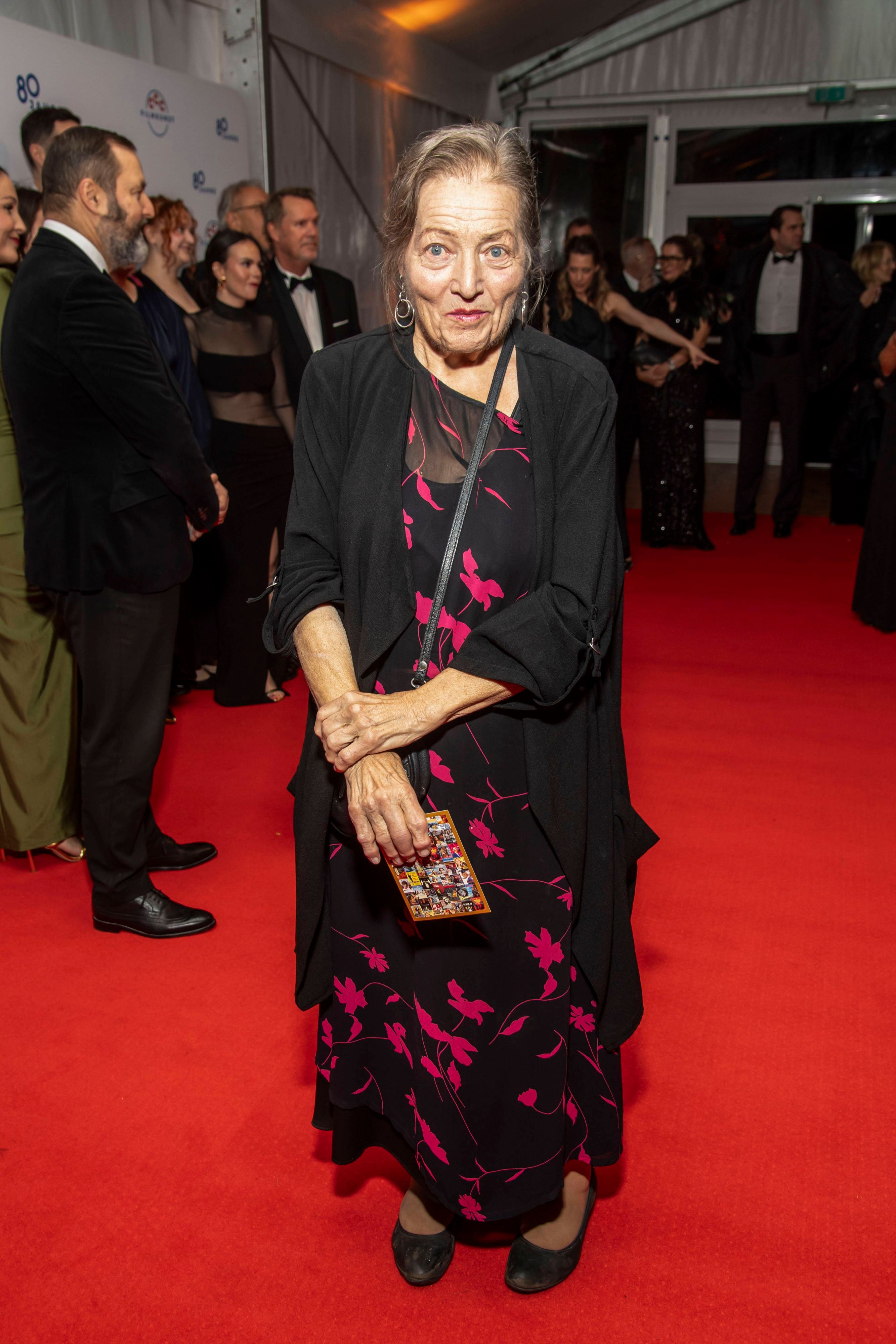 Bei den Feierlichkeiten zum 80-jährigen Bestehen der CCC Filmstudios am 17. Oktober 2026 in Berlin zählte Marianne Sägebrecht zu den geladenen Ehrengästen des Gala-Abends.