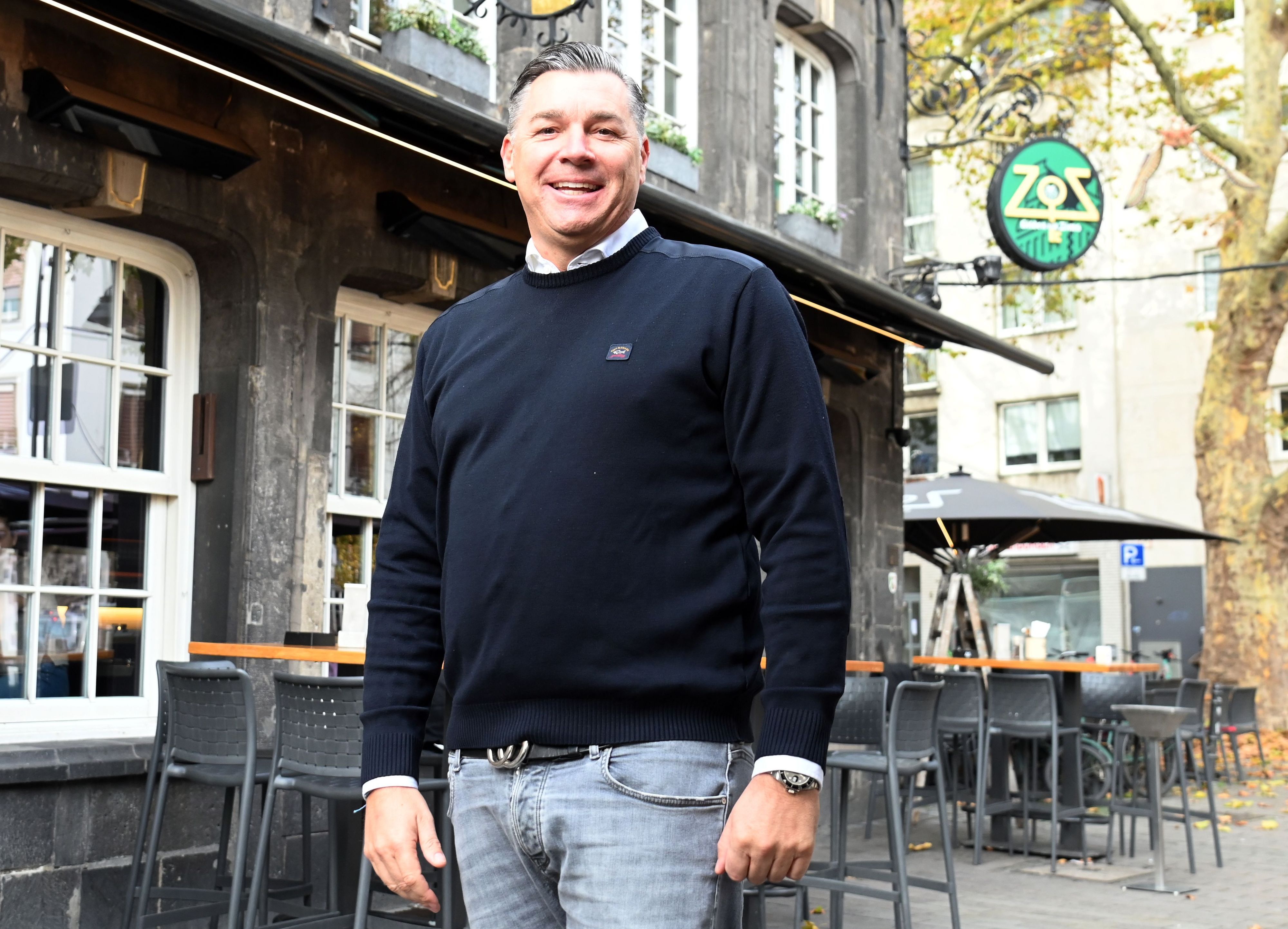 03.11.2025 Köln. Geert Dilien ist Wirt im Gilden im Zims. Foto aktuell.