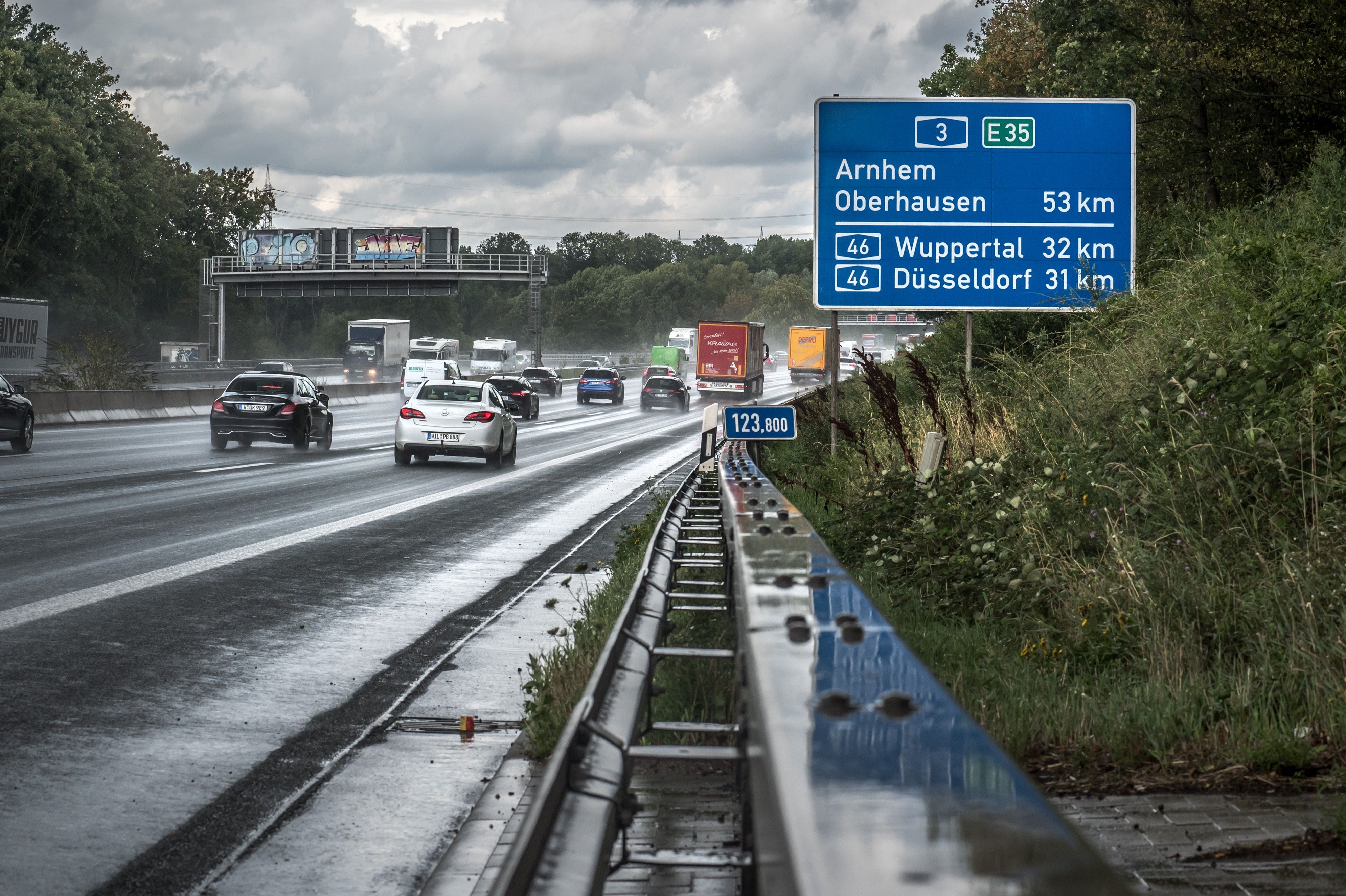 Autobahn 3 nördlich Ausfahrt Opladen.