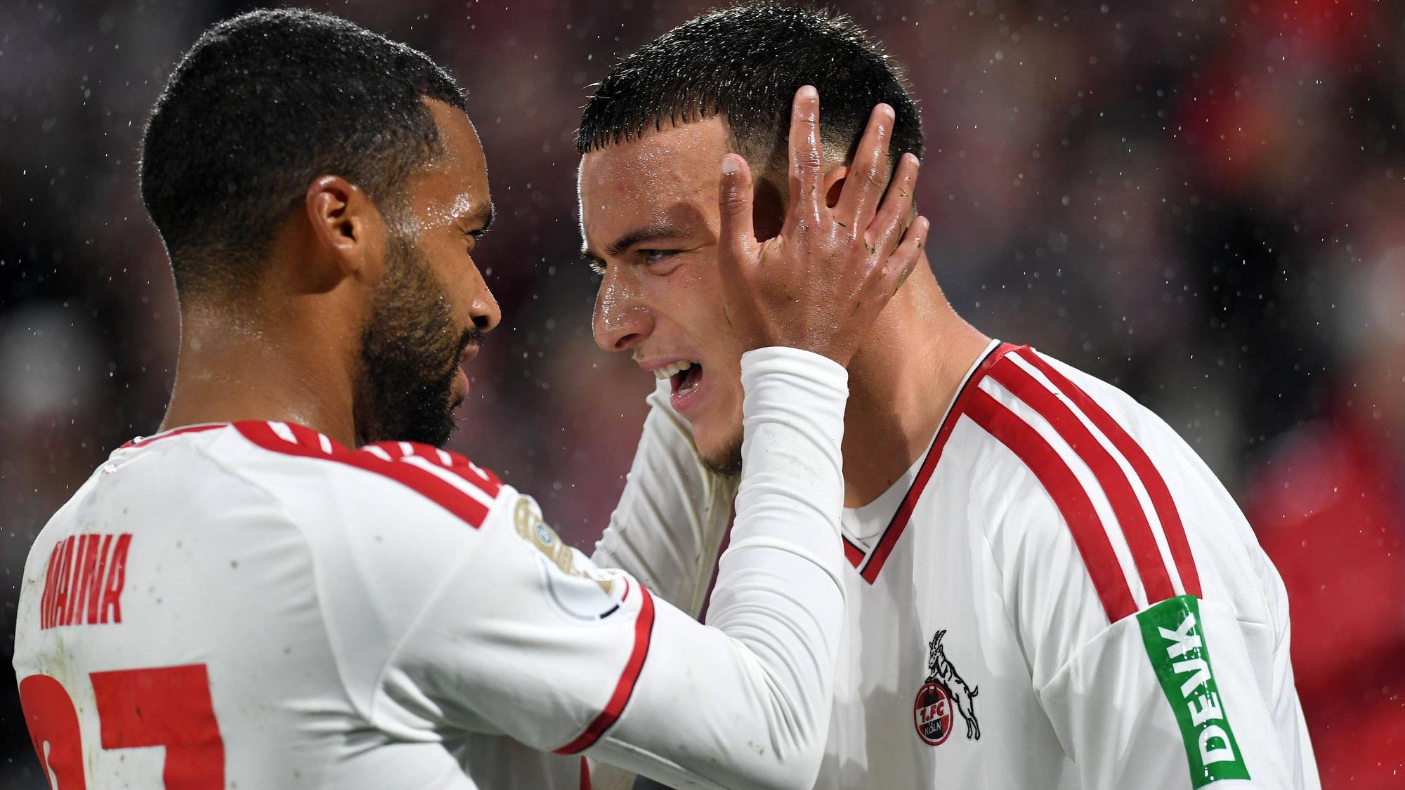 Linton Maina und Said El Mala bejubeln das 1:0.