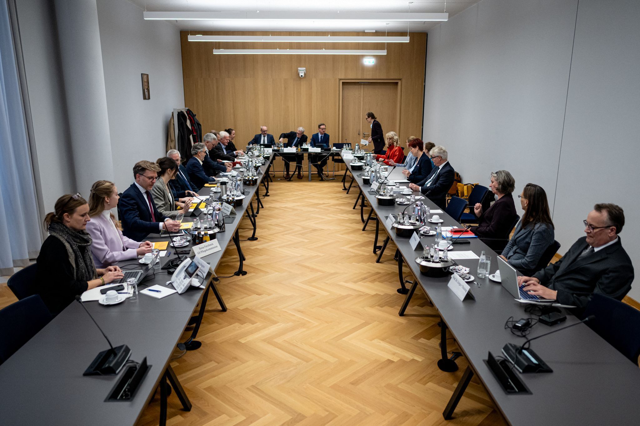 Konstituierende Sitzung der Pflegestrukturkommission