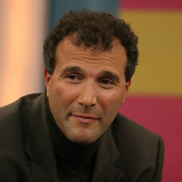 Fernsehrichter Alexander Hold in einer TV-Show 2003.