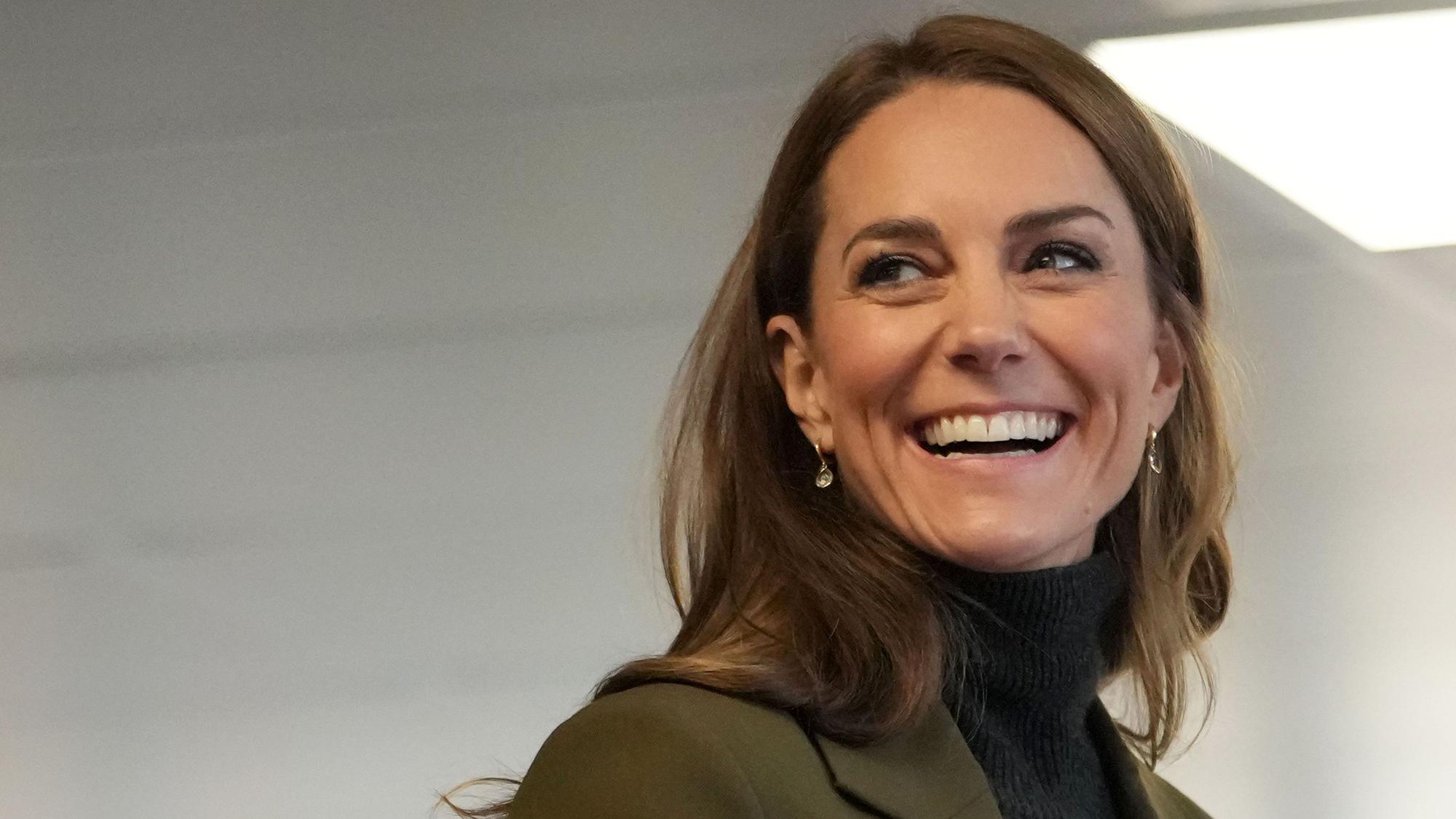 Prinzessin Kate bei einem Besuch im „Cafe 98“, dem Café der East Anglia’s Children’s Hospices (EACH).