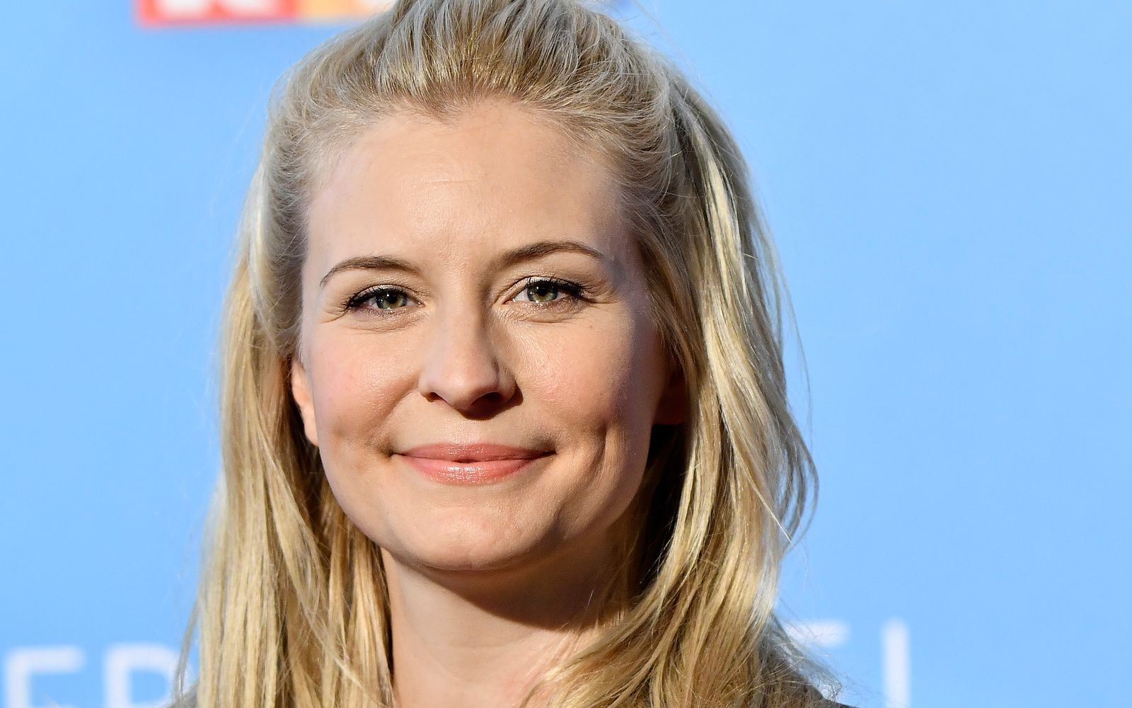 Schauspielerin Birte Hanusrichter geriet vor gut 20 Jahren in Lebensgefahr. (Bild: 2017 Getty Images/Christian Augustin)