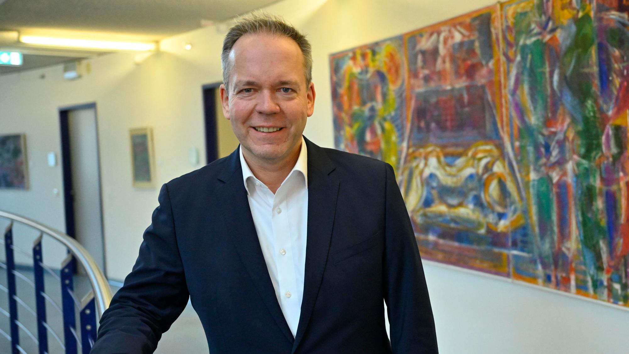 18.12.2023
Gummersbach
Kreishaus
Porträt Kreisdirektor Klaus Grootens