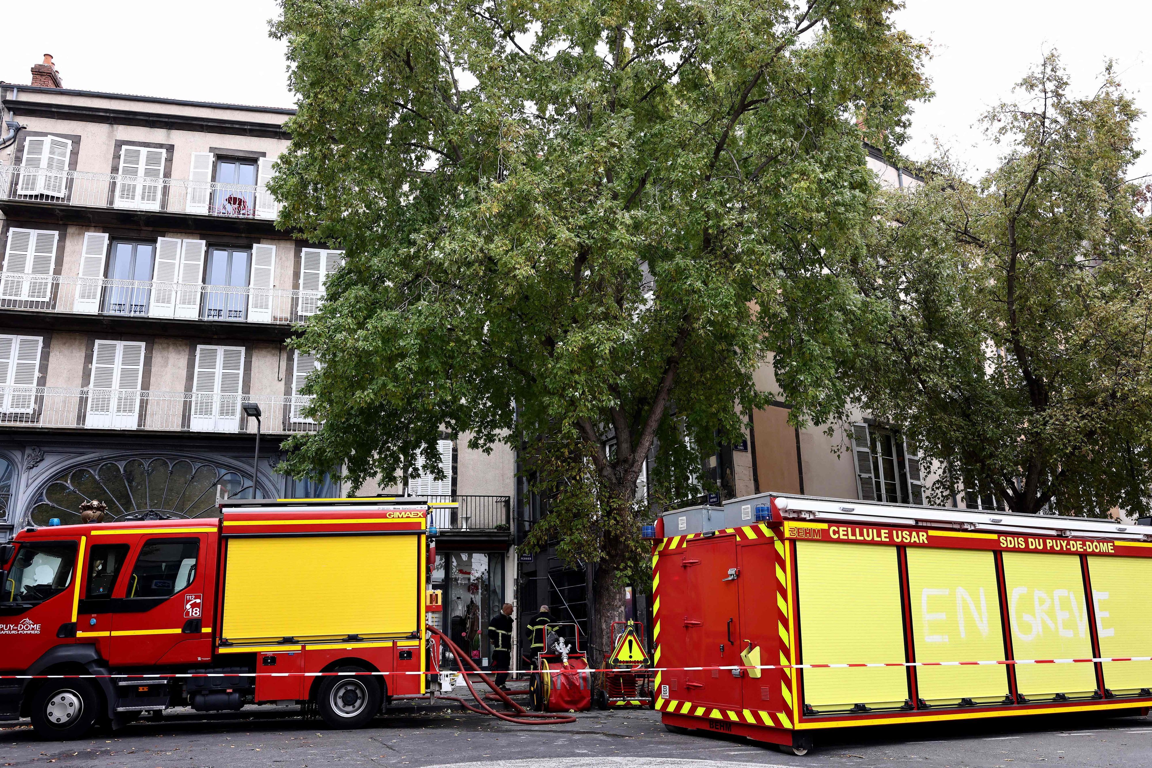 Einsatz der Feuerwehr nach einem tödlichen Brand.