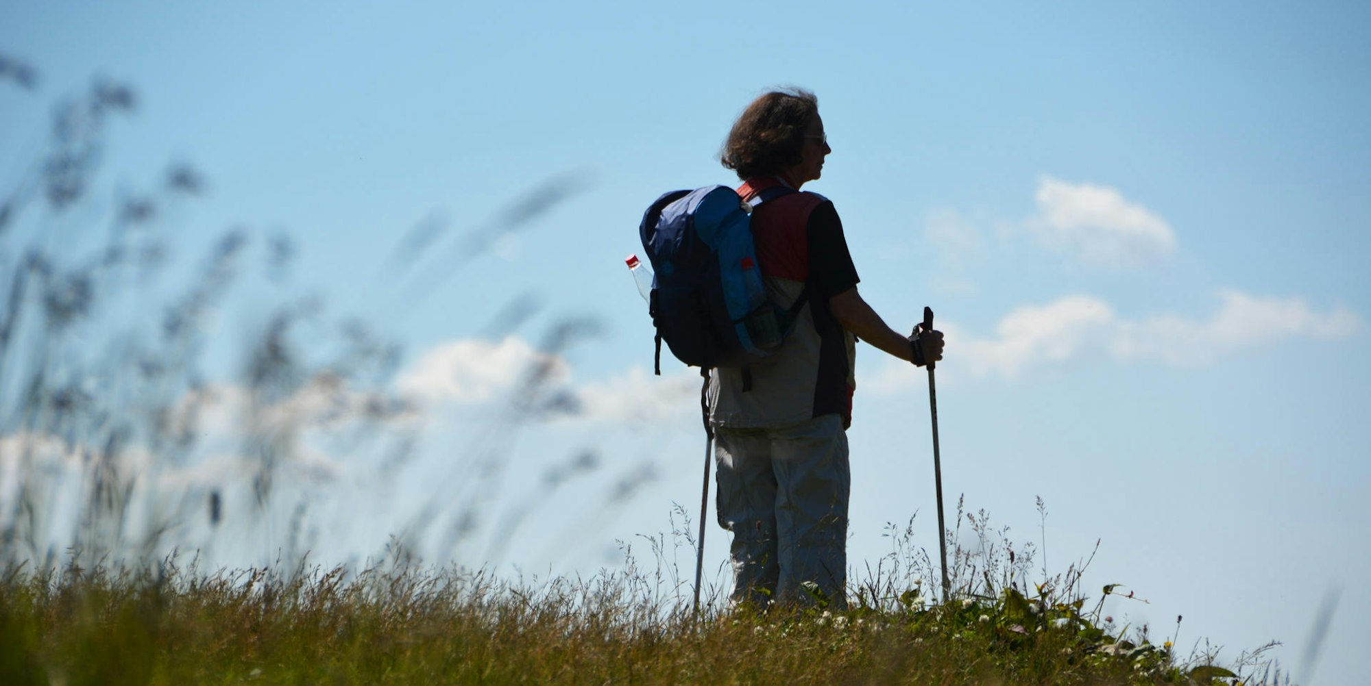 Wandern Symbol Frau alleine 052019