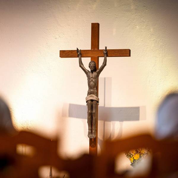 Kirche Symbolbild dpa