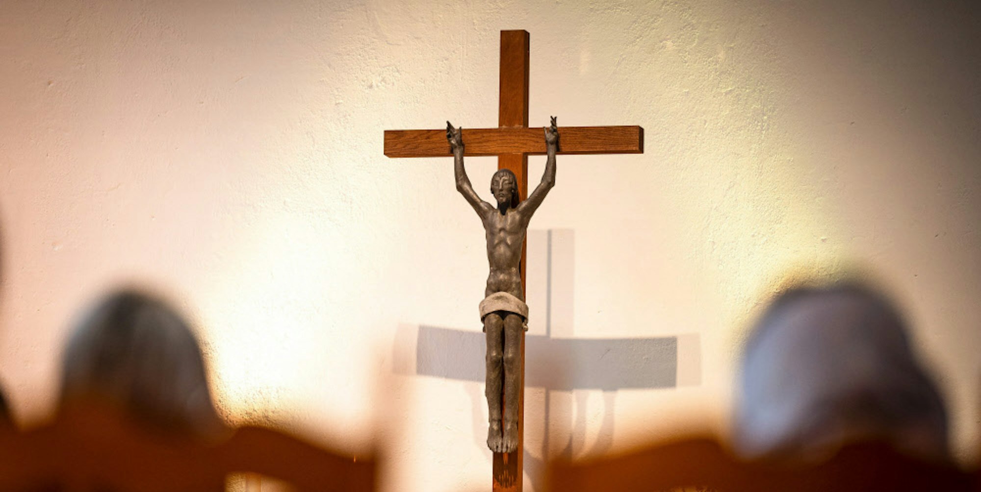 Kirche Symbolbild dpa