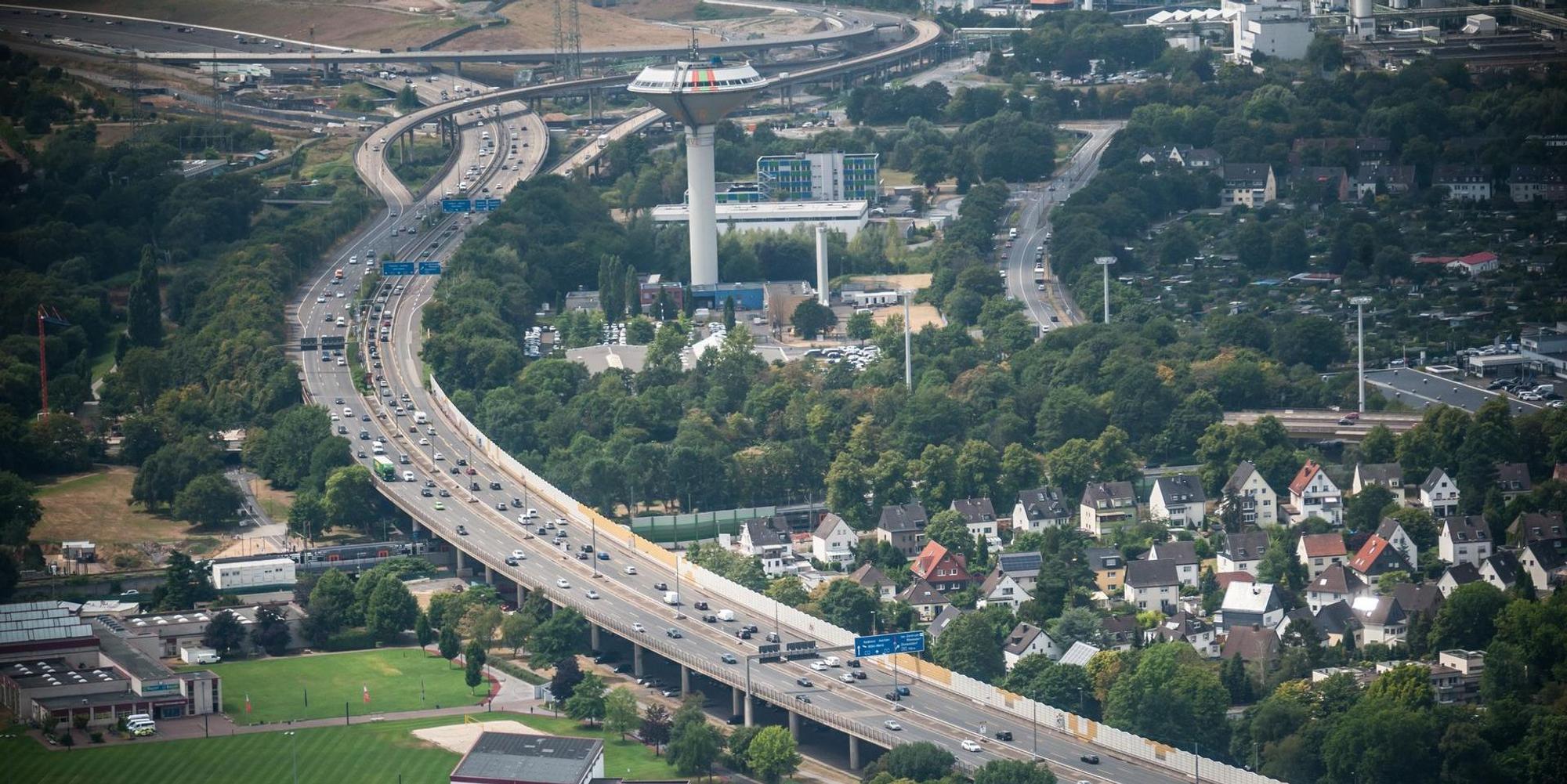 LEV Autobahn