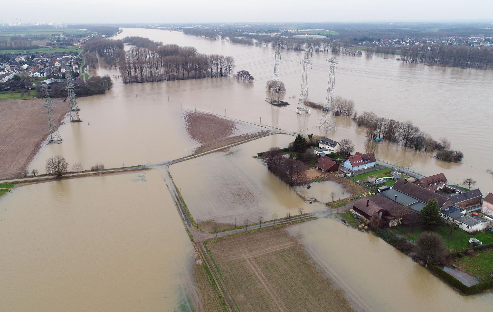 Hochwasser Köln-Kasselberg dpa